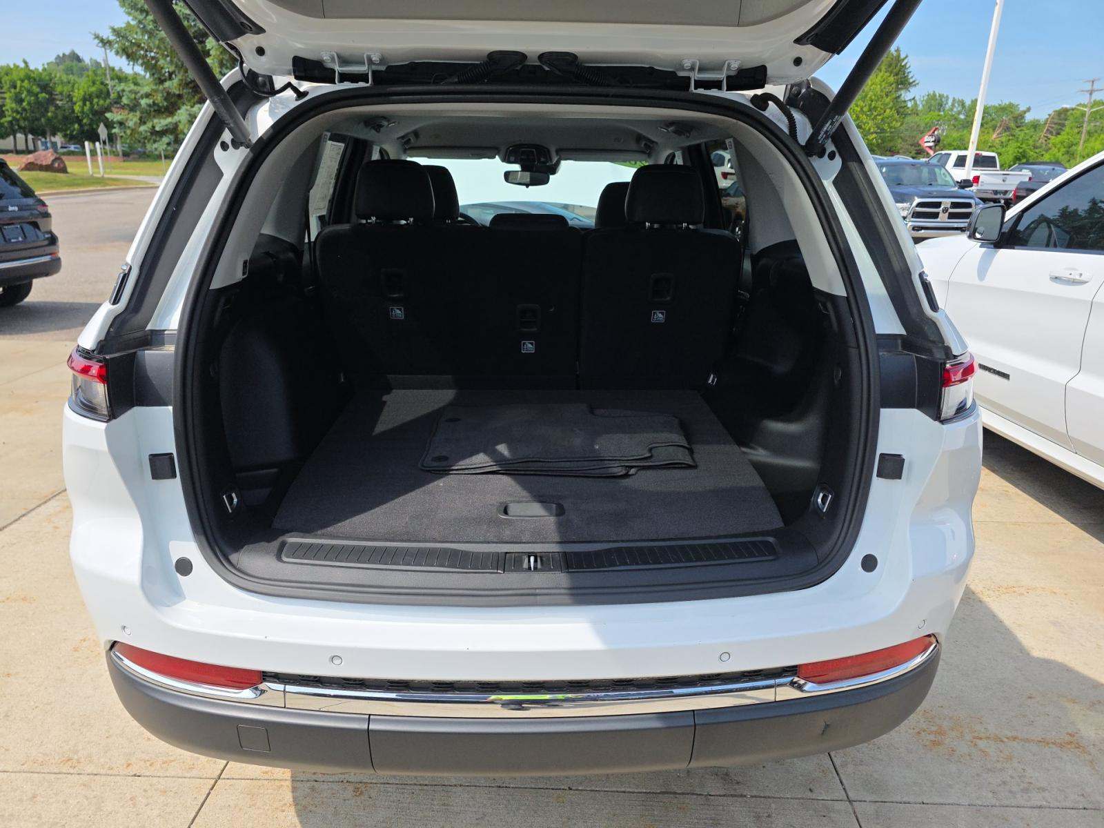 2023 Jeep Grand Cherokee Limited AWD
