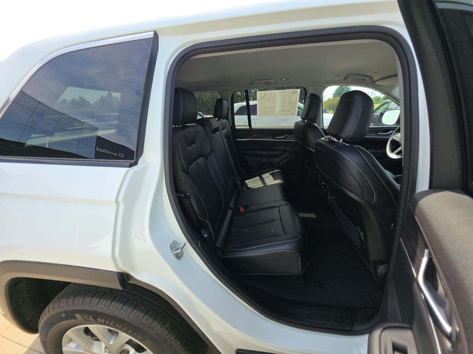 2023 Jeep Grand Cherokee Limited AWD