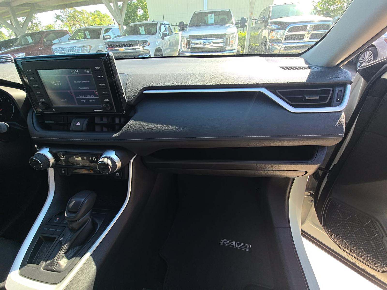 2020 Toyota RAV4 XLE FWD