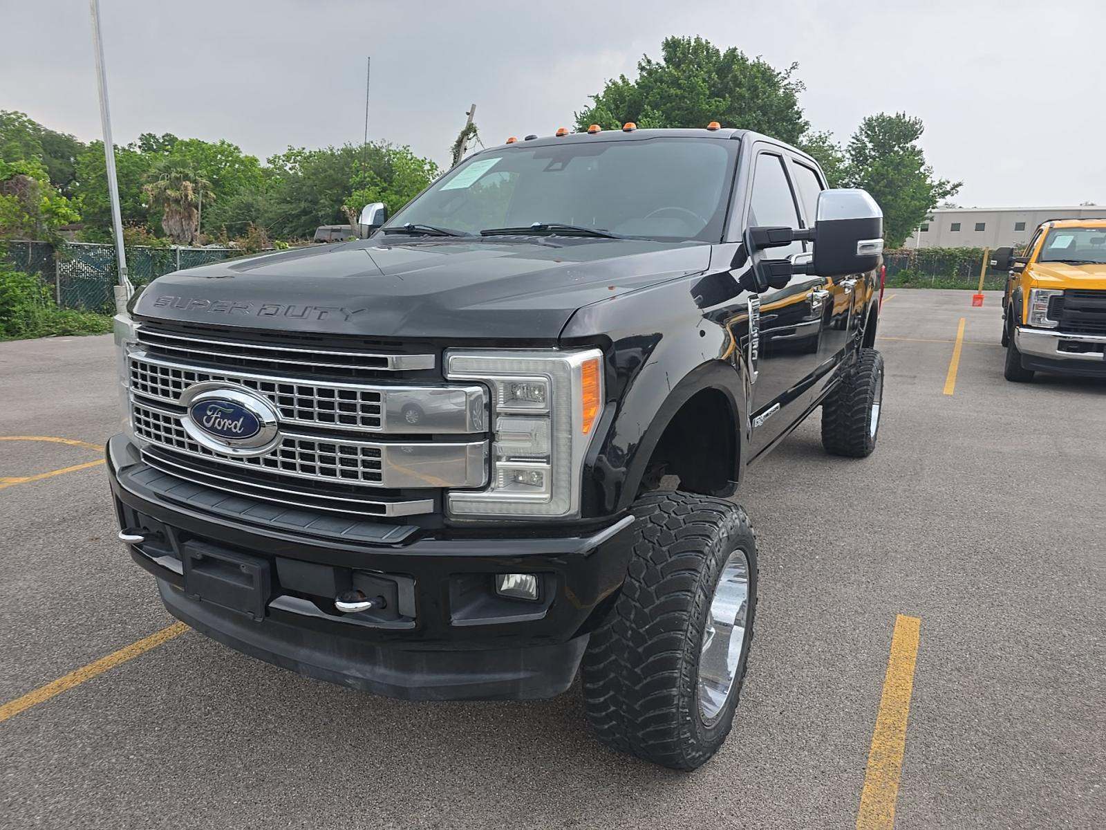 FORD F-350 - 1