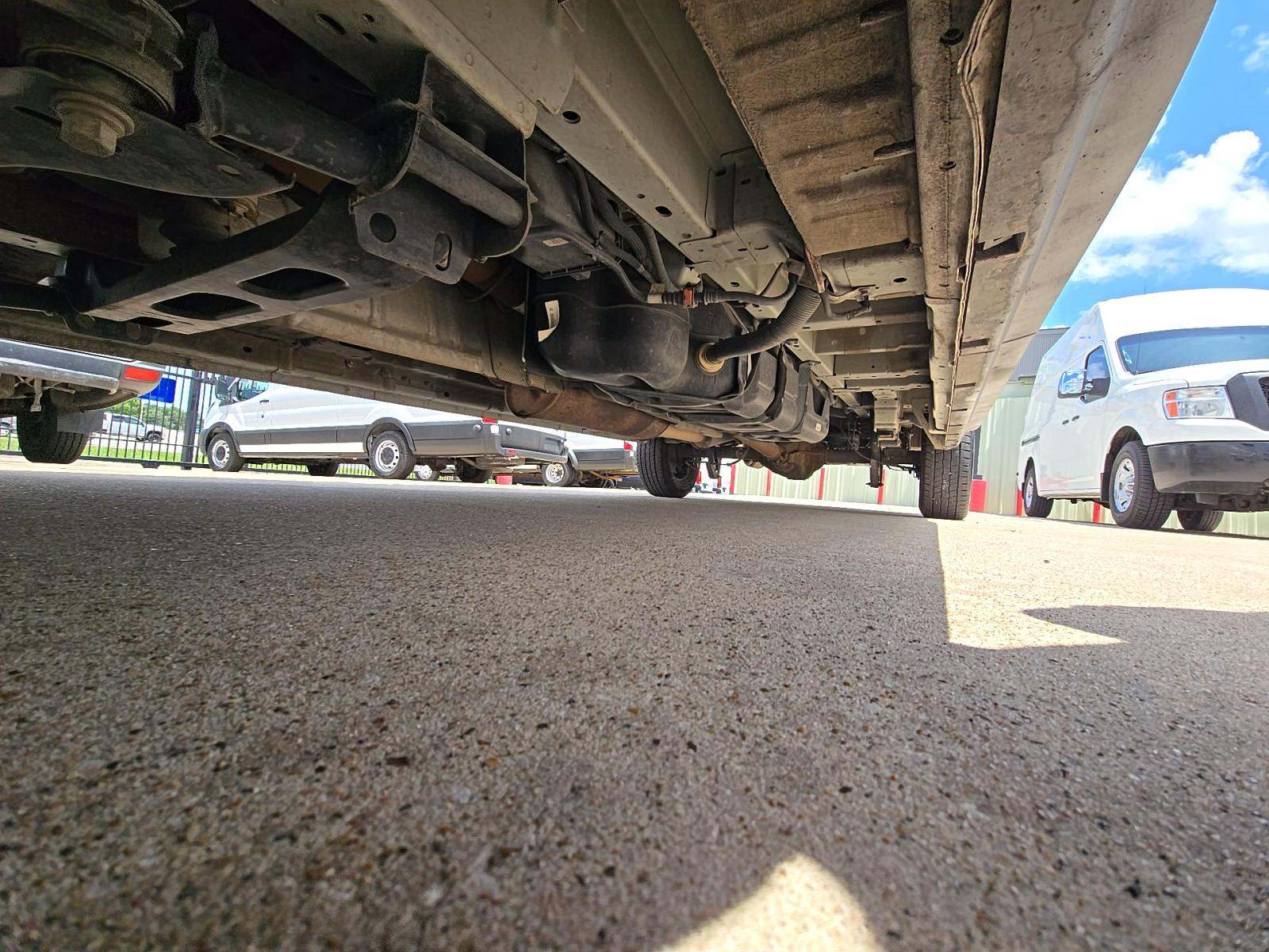 FORD TRANSIT 350 - 7
