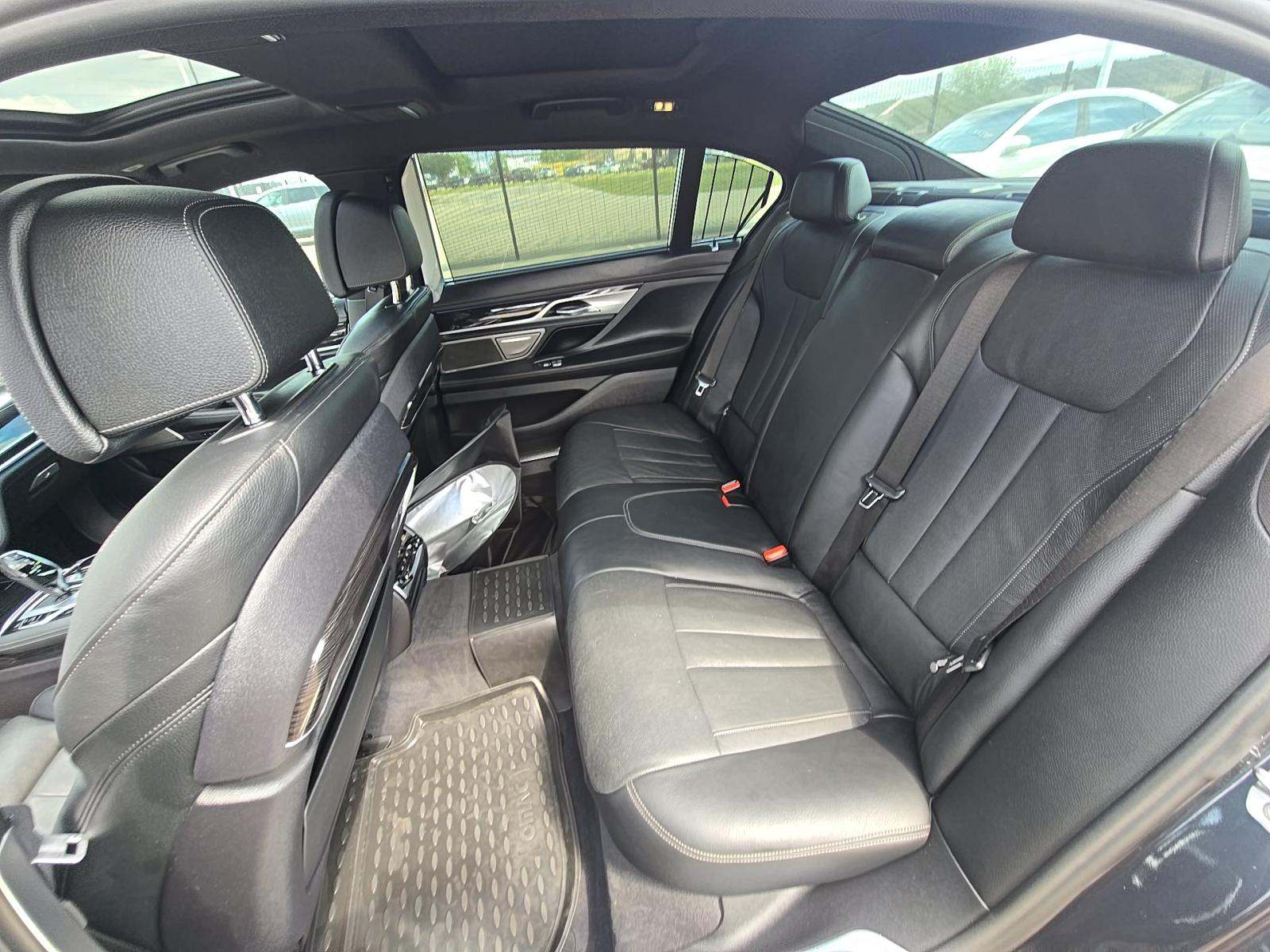 2019 BMW 7 Series 740i RWD