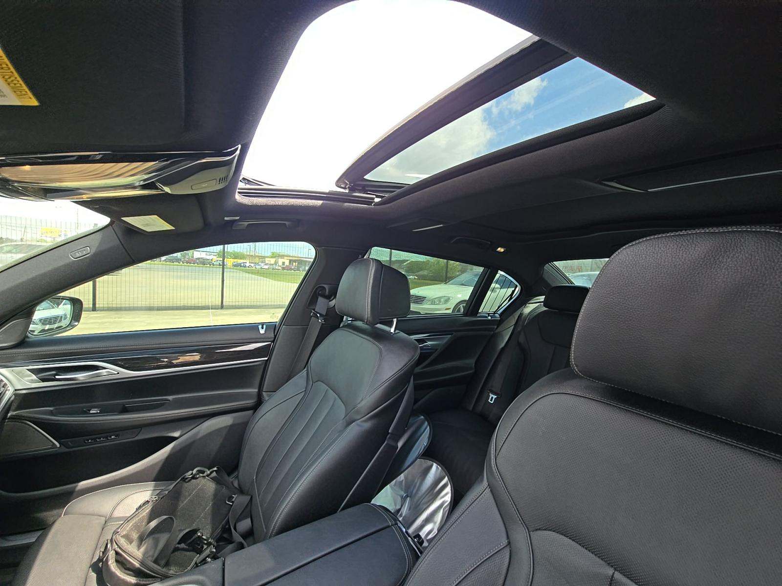 2019 BMW 7 Series 740i RWD