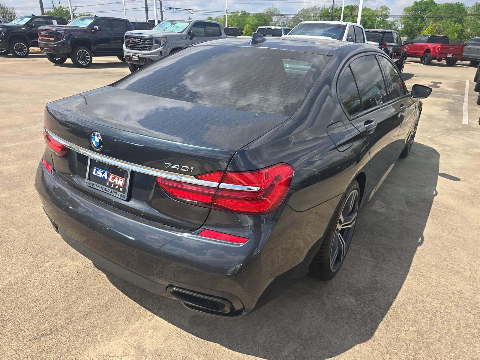 2019 BMW 7 Series 740i RWD