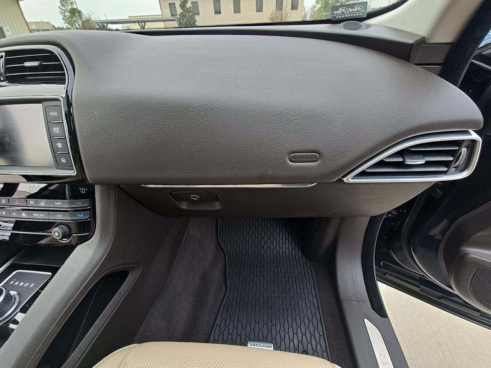 2017 Jaguar F-PACE 35t Prestige AWD