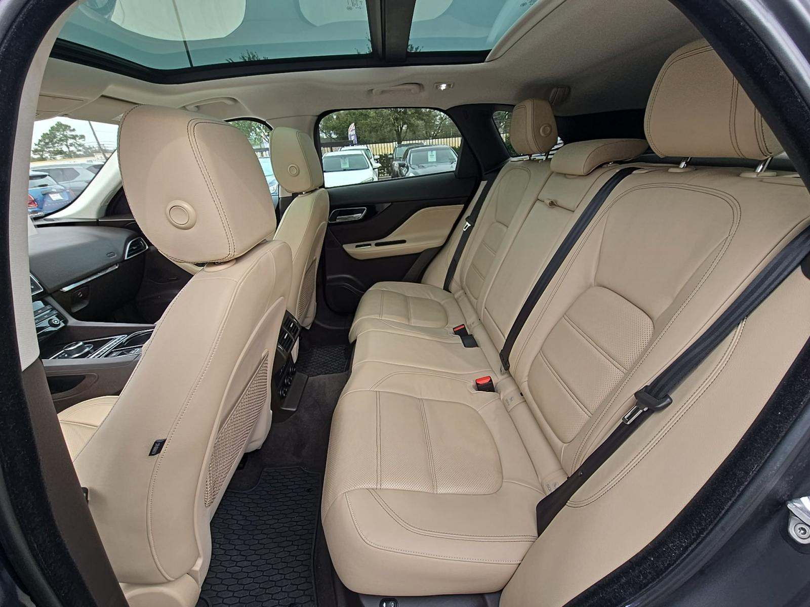 2017 Jaguar F-PACE 35t Prestige AWD
