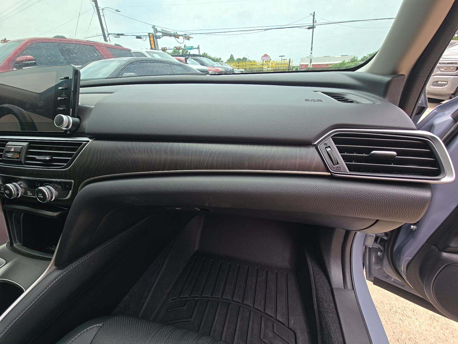 2021 Honda Accord Touring FWD