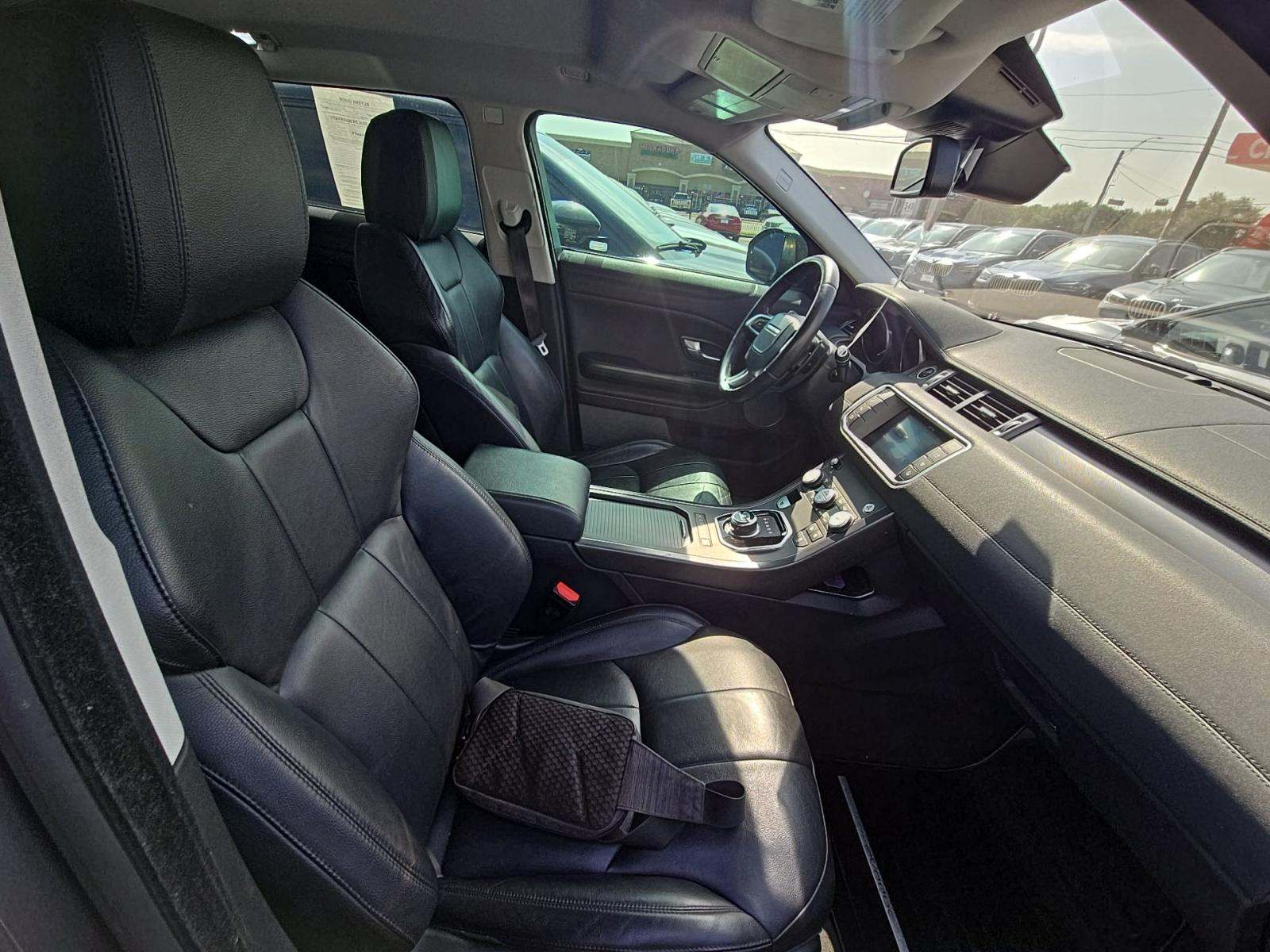 2018 Land Rover Range Rover Evoque SE AWD