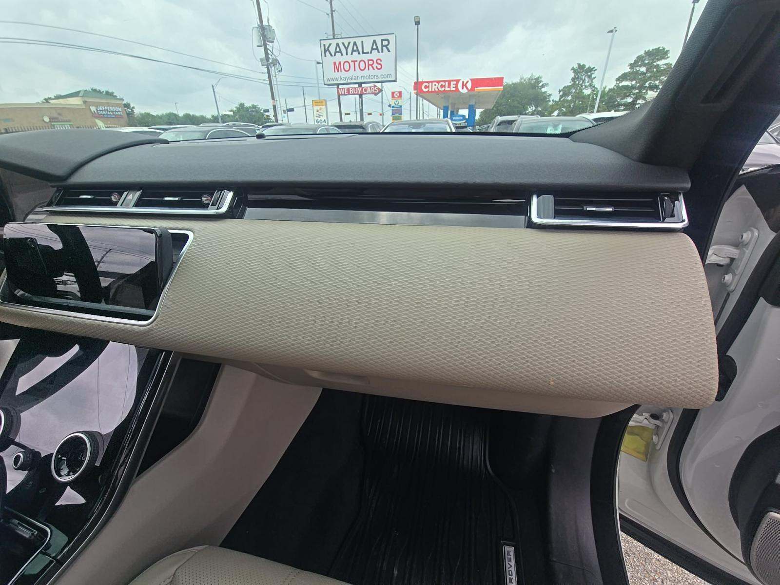 2018 Land Rover Range Rover Velar R-Dynamic SE AWD