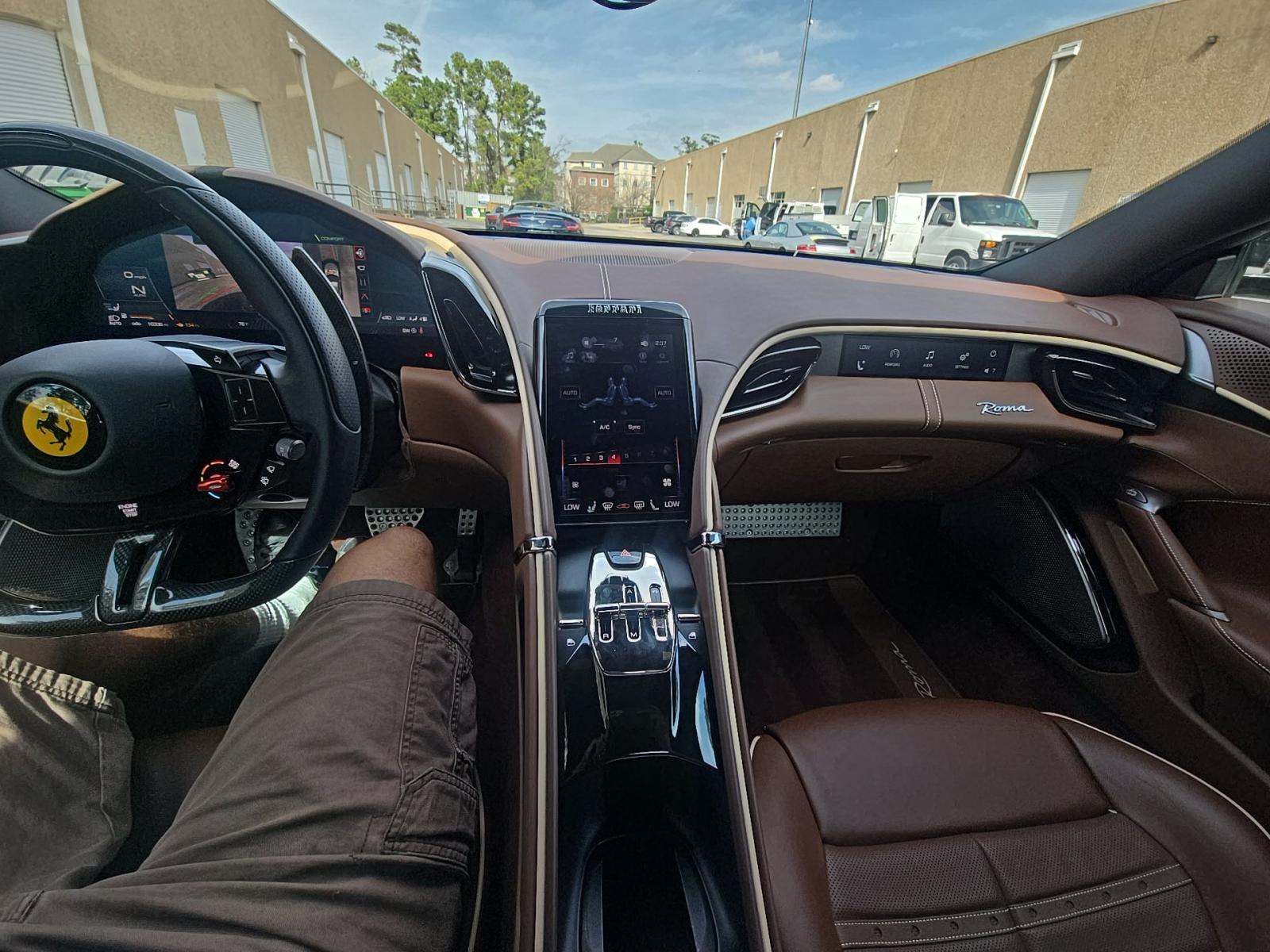 2021 Ferrari Roma Base RWD