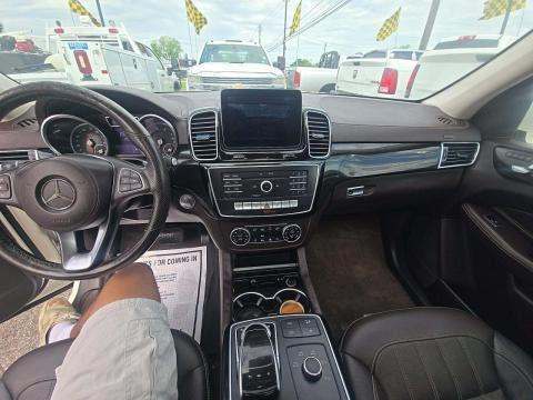 MERCEDES-BENZ GLS - 10