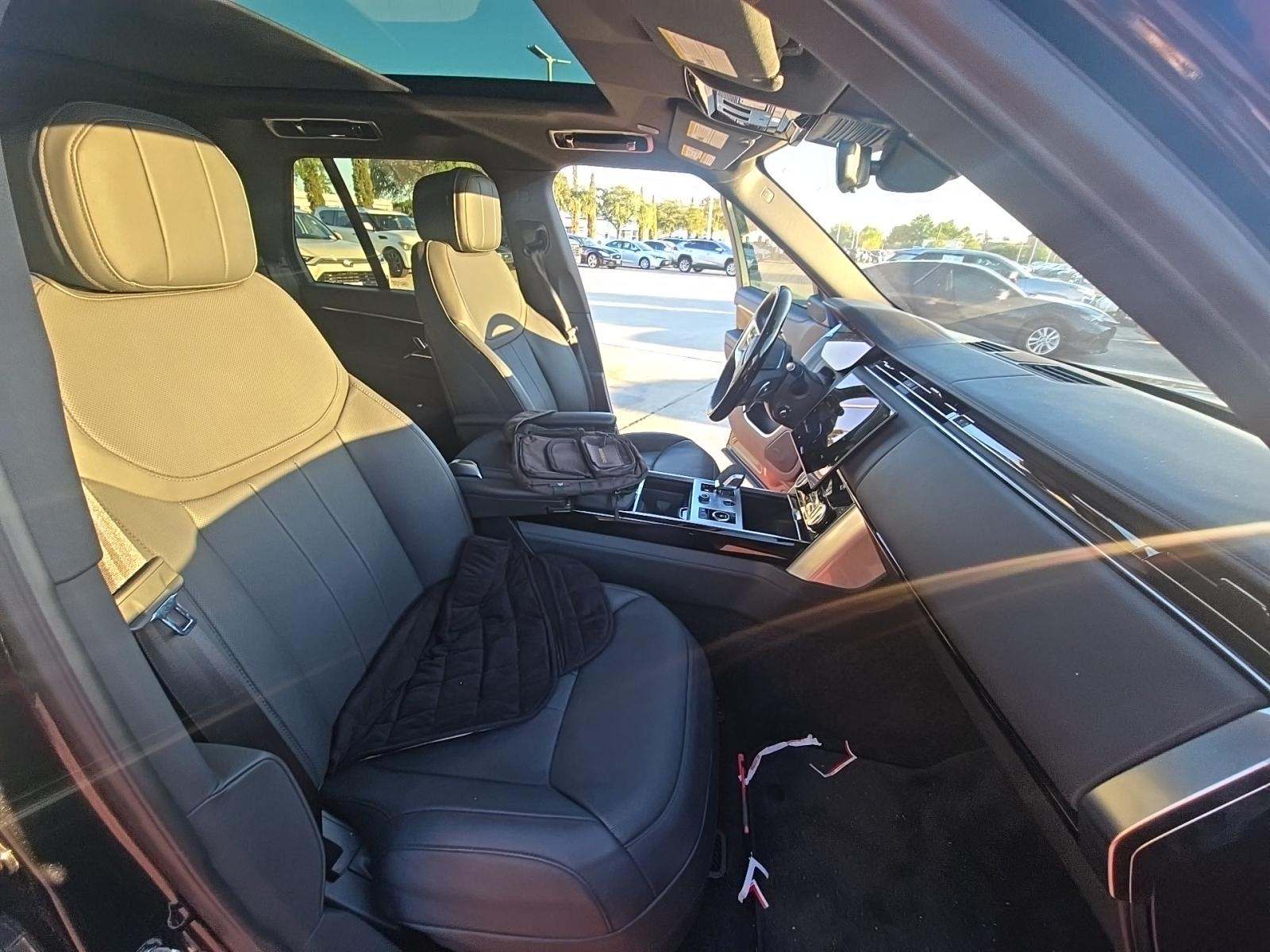 2023 Land Rover Range Rover SE AWD