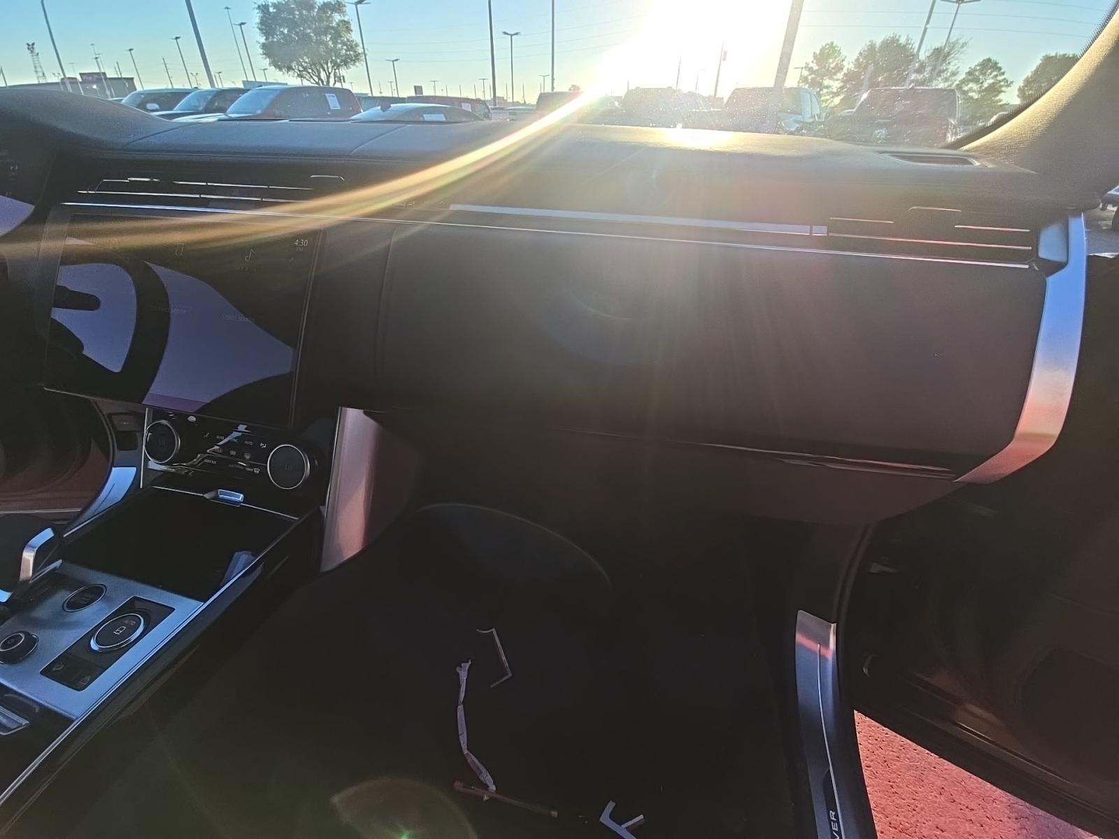 2023 Land Rover Range Rover SE AWD