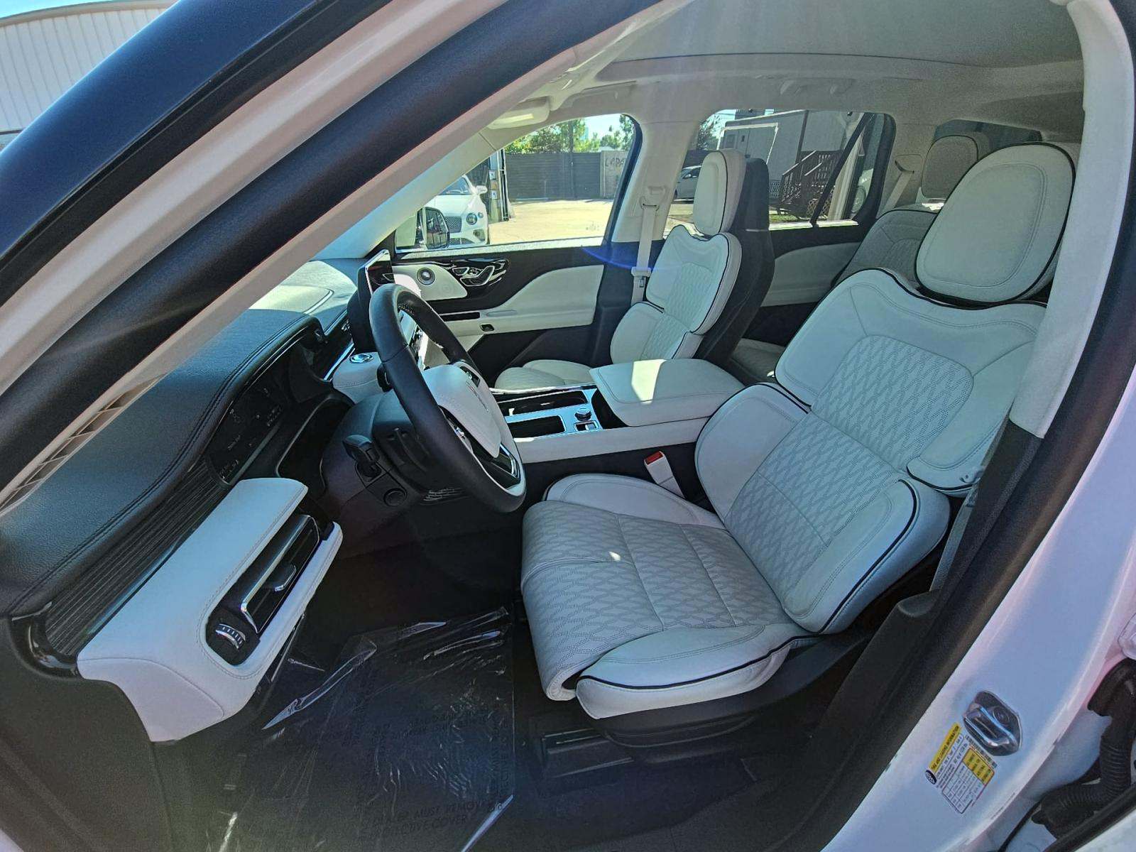 2023 Lincoln Aviator Plug-In Hybrid Black Label Grand Touring AWD