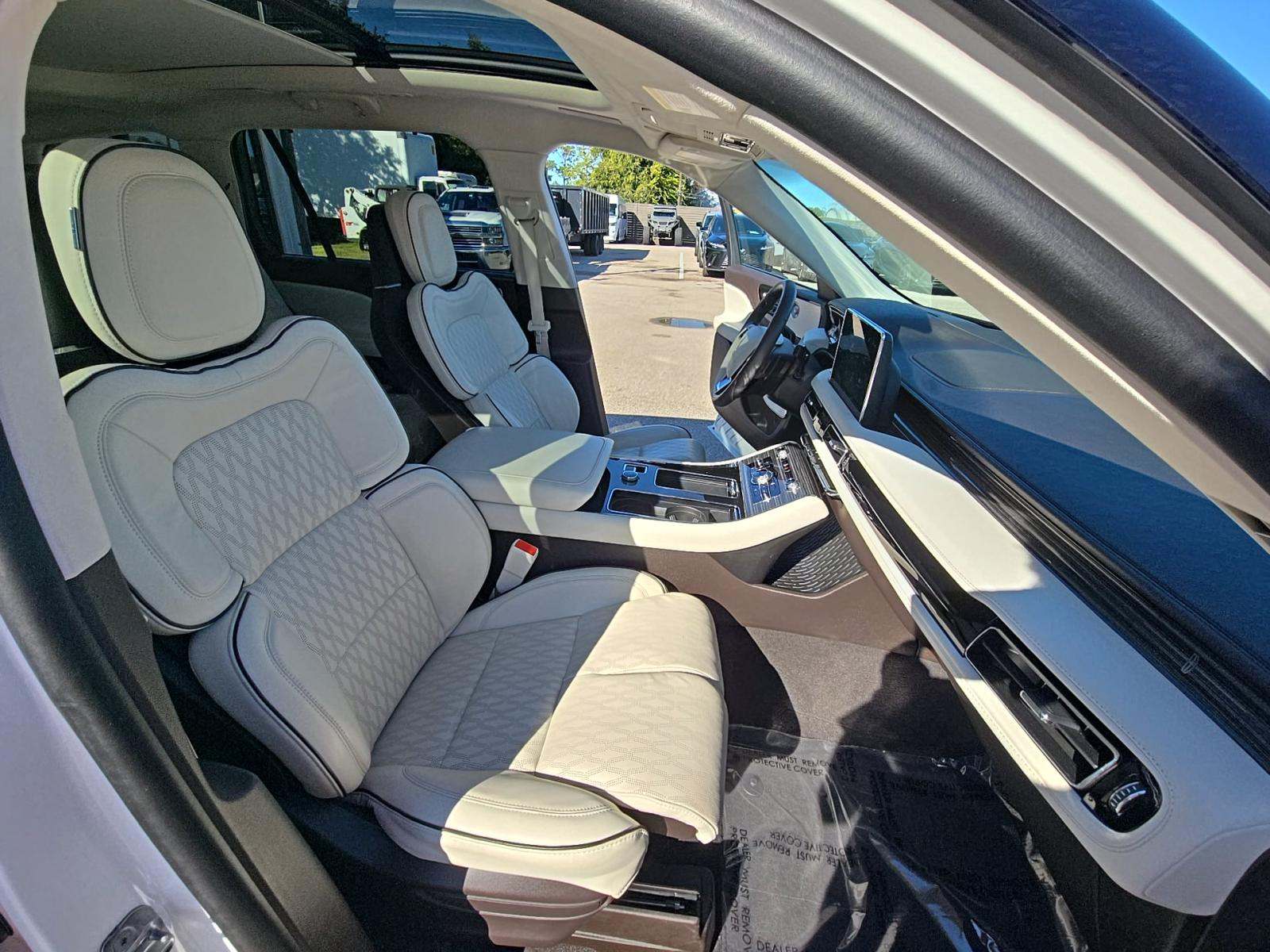 2023 Lincoln Aviator Plug-In Hybrid Black Label Grand Touring AWD