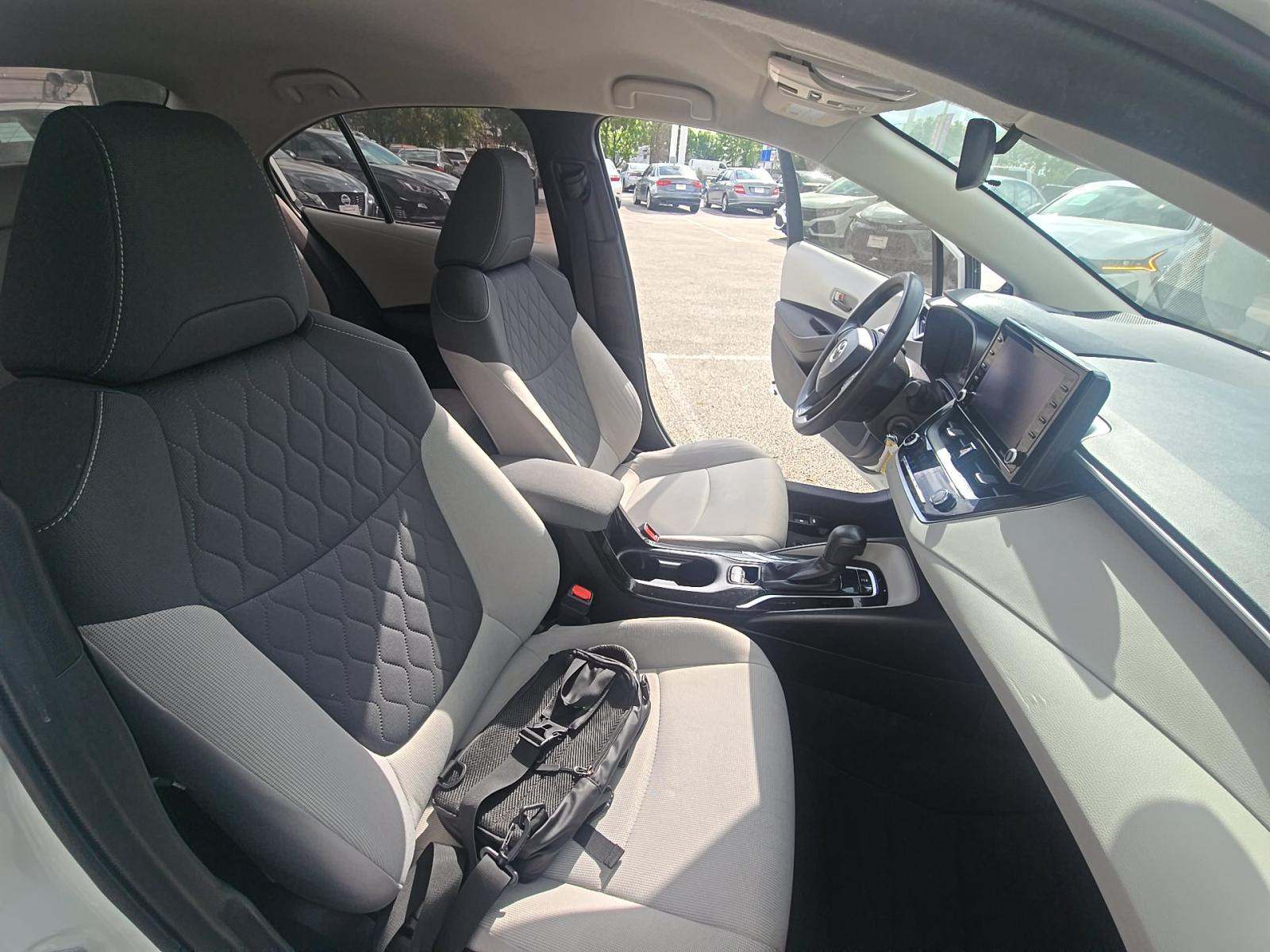 2022 Toyota Corolla LE FWD