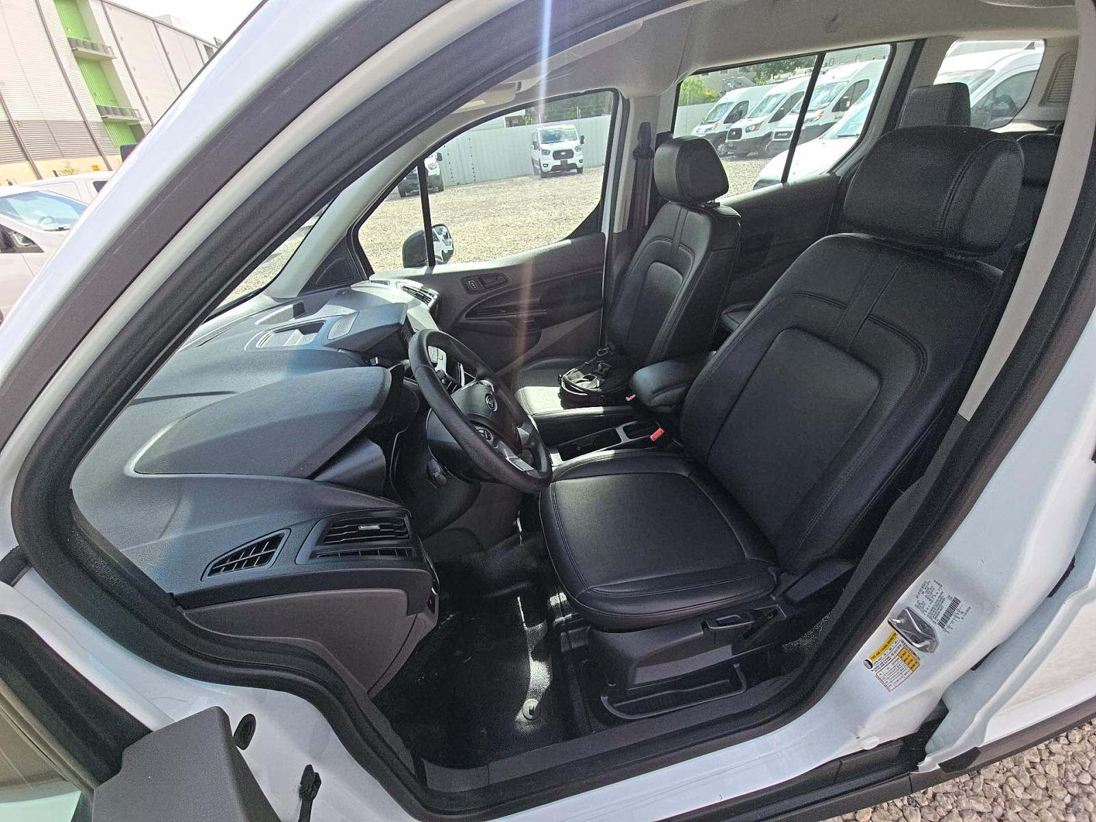 FORD TRANSIT CONNECT - 6