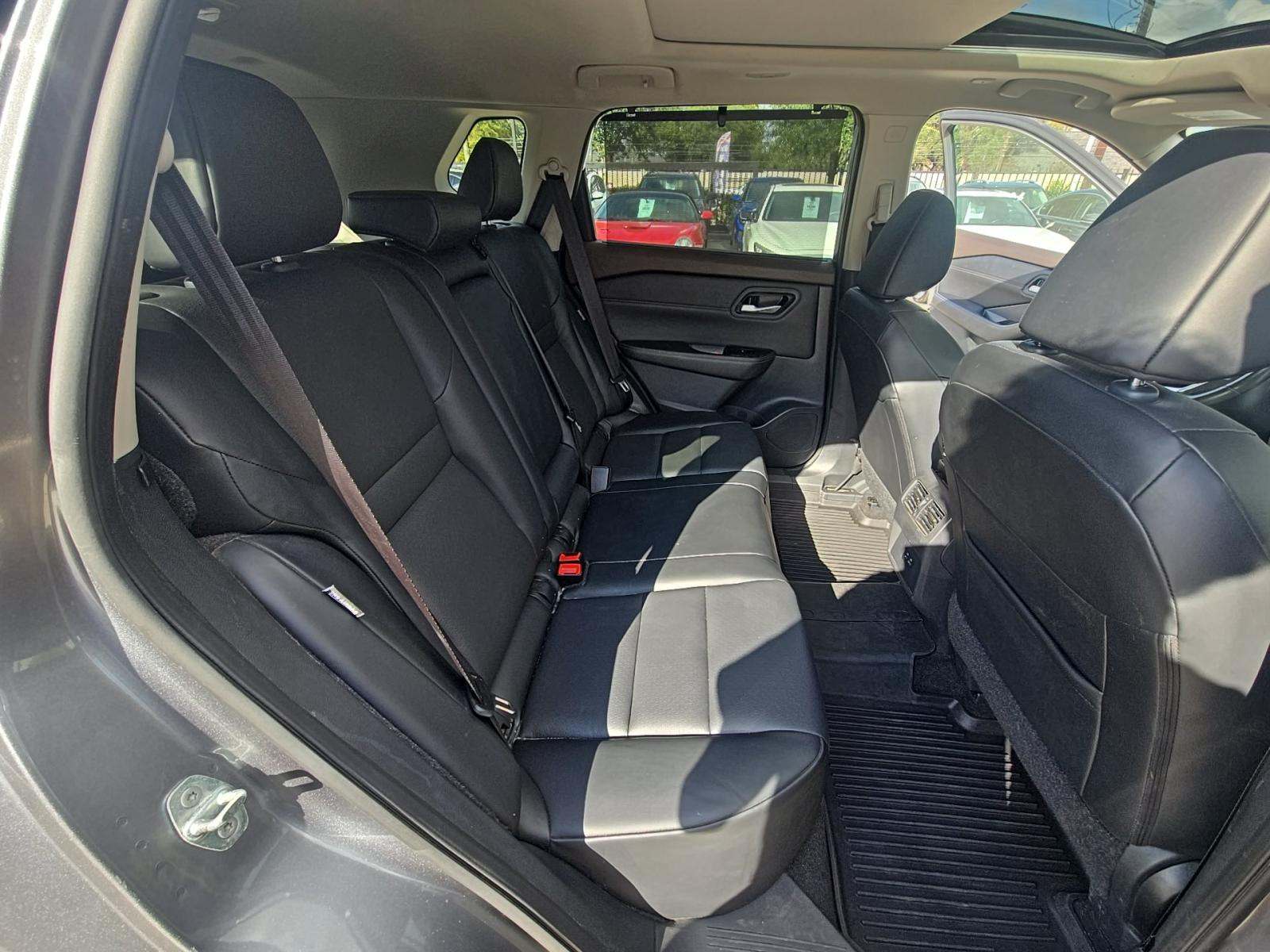 2023 Nissan Rogue SV FWD