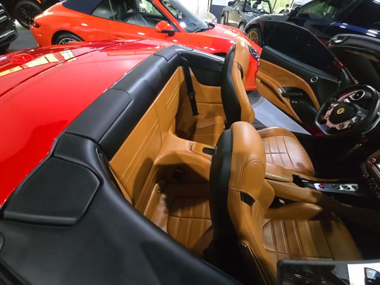 2017 Ferrari California T RWD