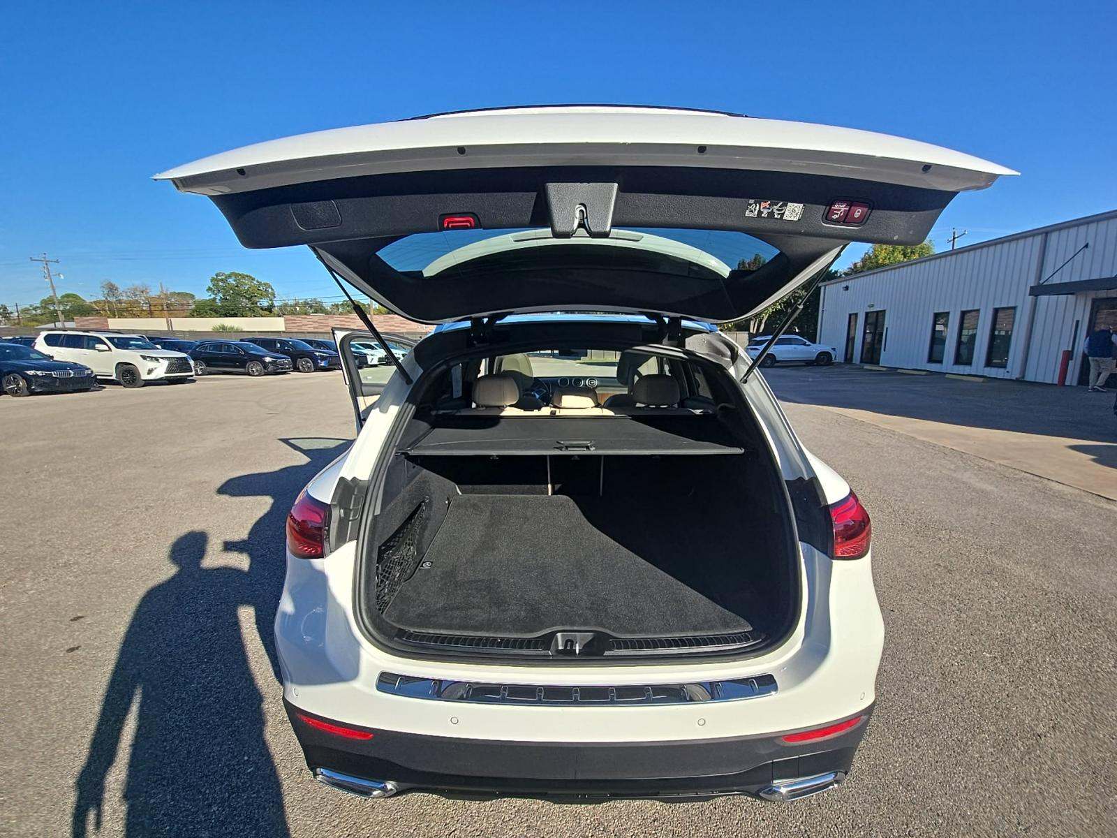 2024 Mercedes-Benz GLC GLC 300 RWD