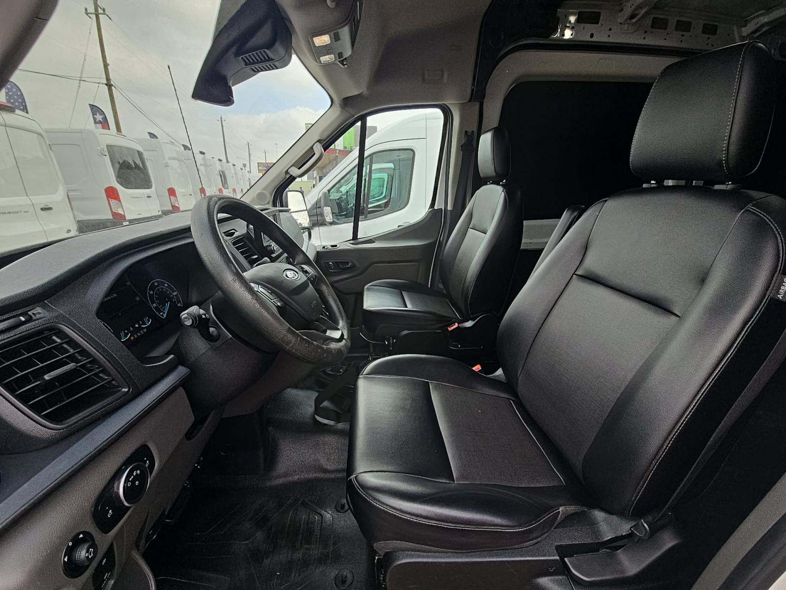 FORD TRANSIT 250 - 6