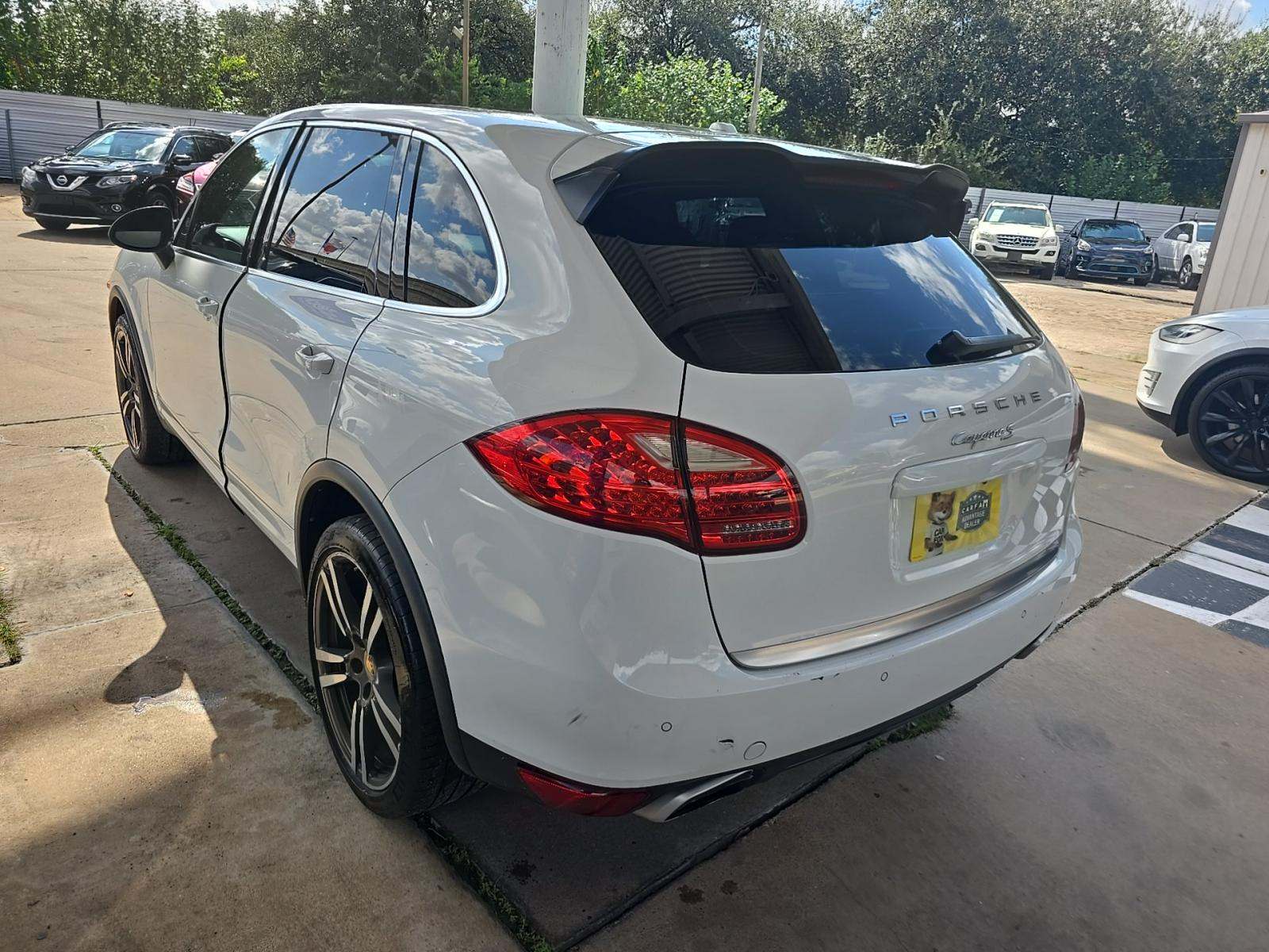 2014 Porsche Cayenne S AWD