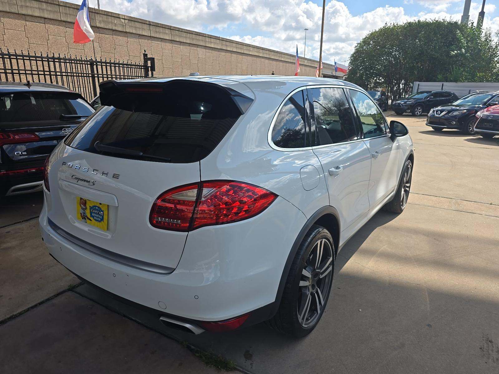 2014 Porsche Cayenne S AWD