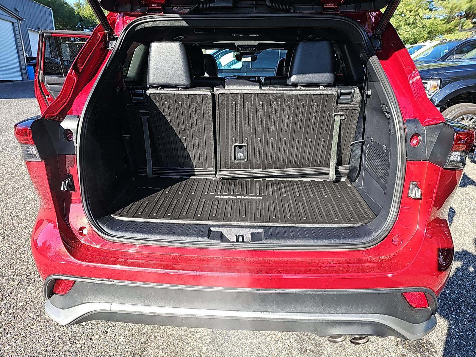 2022 Toyota Highlander XSE FWD