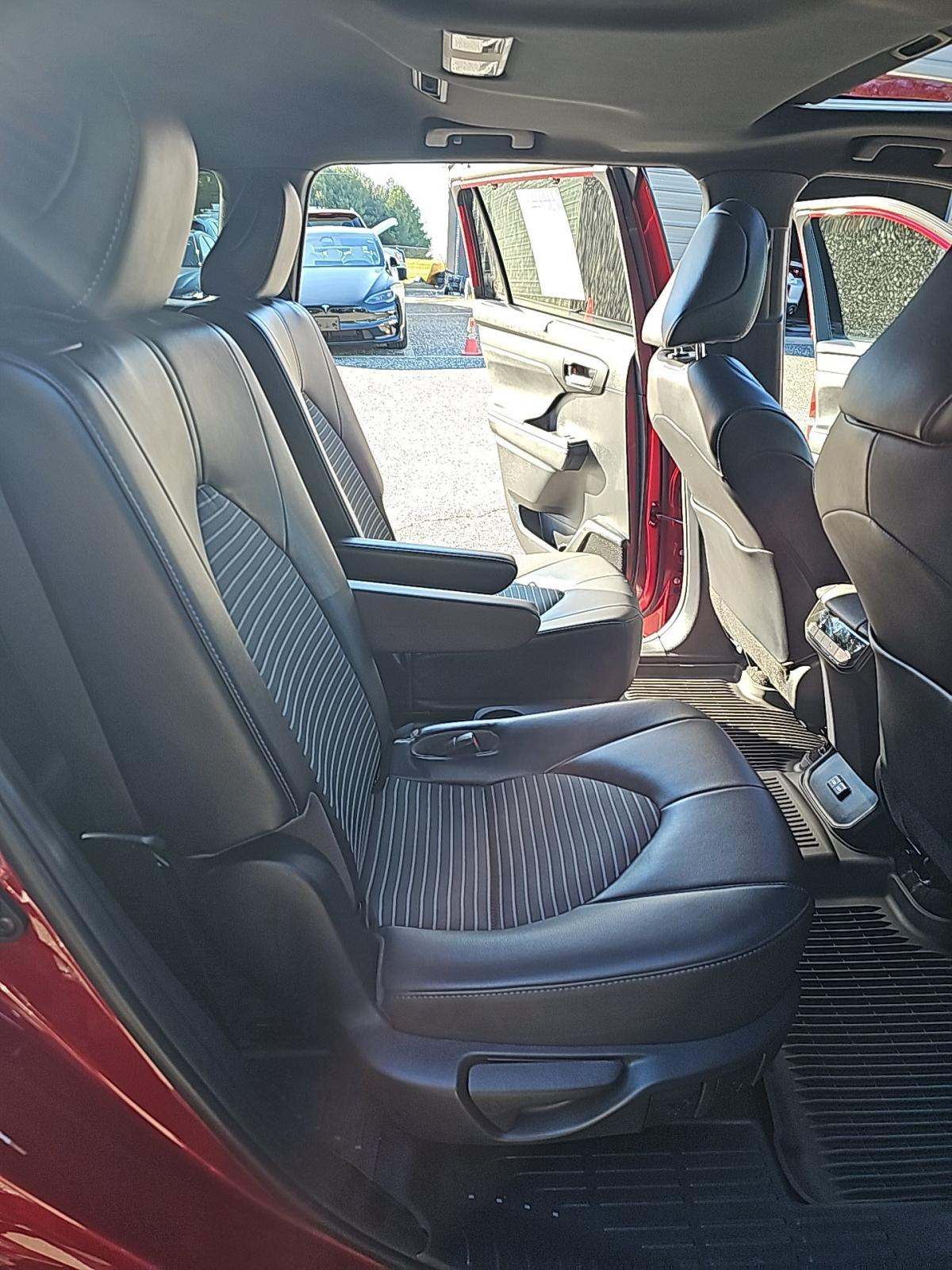 2022 Toyota Highlander XSE FWD