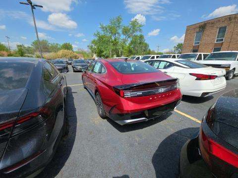 HYUNDAI HYBRID SEL - 2