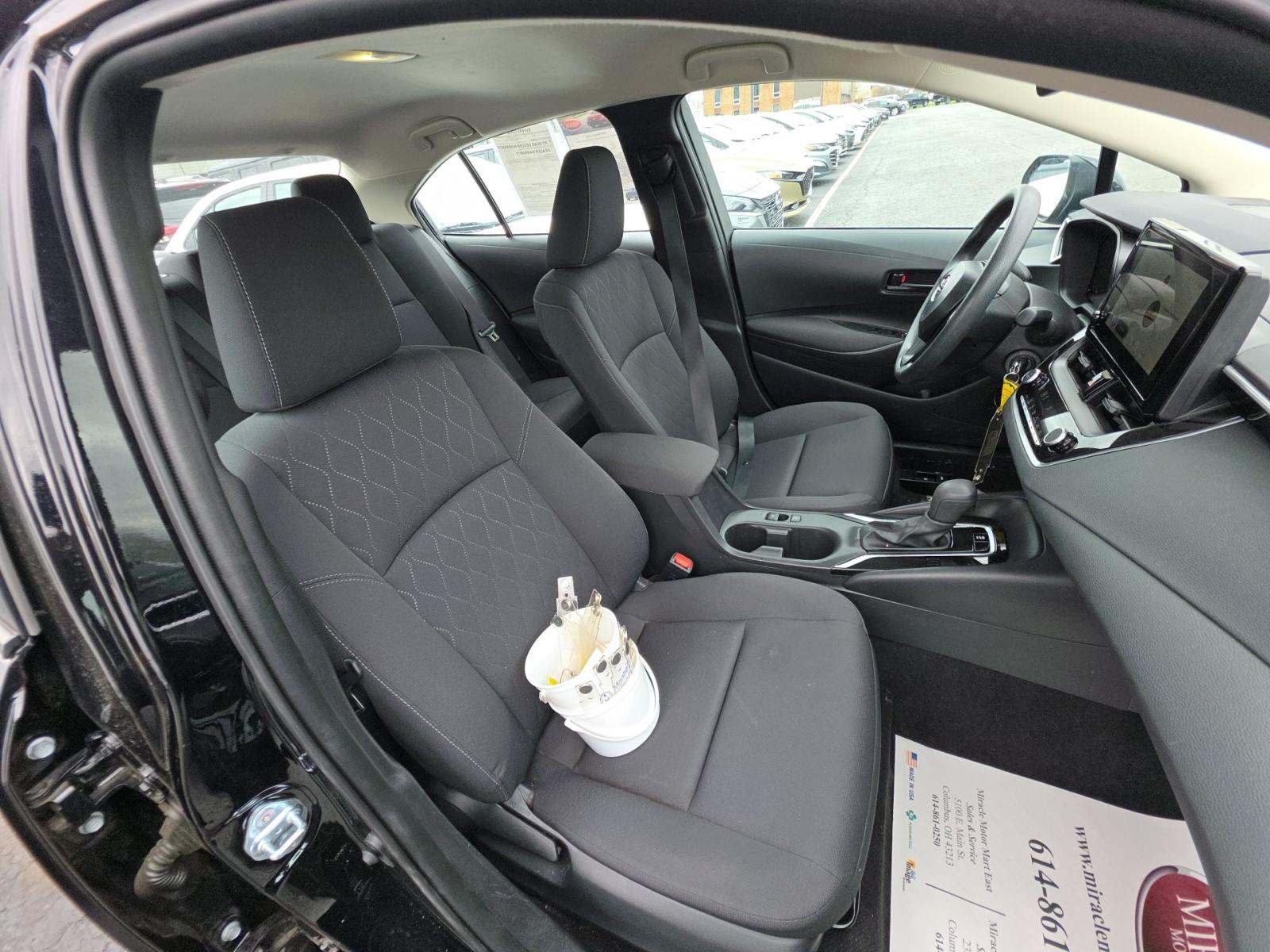 2025 Toyota Corolla LE FWD