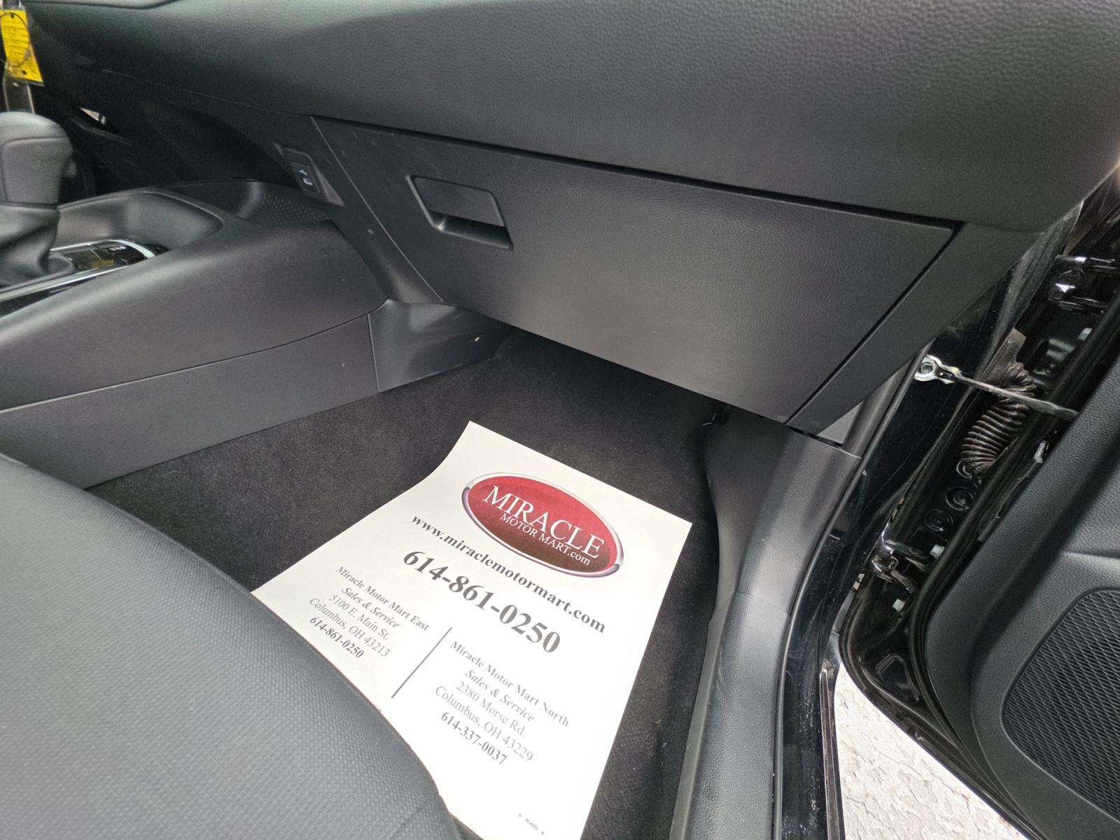 2025 Toyota Corolla LE FWD