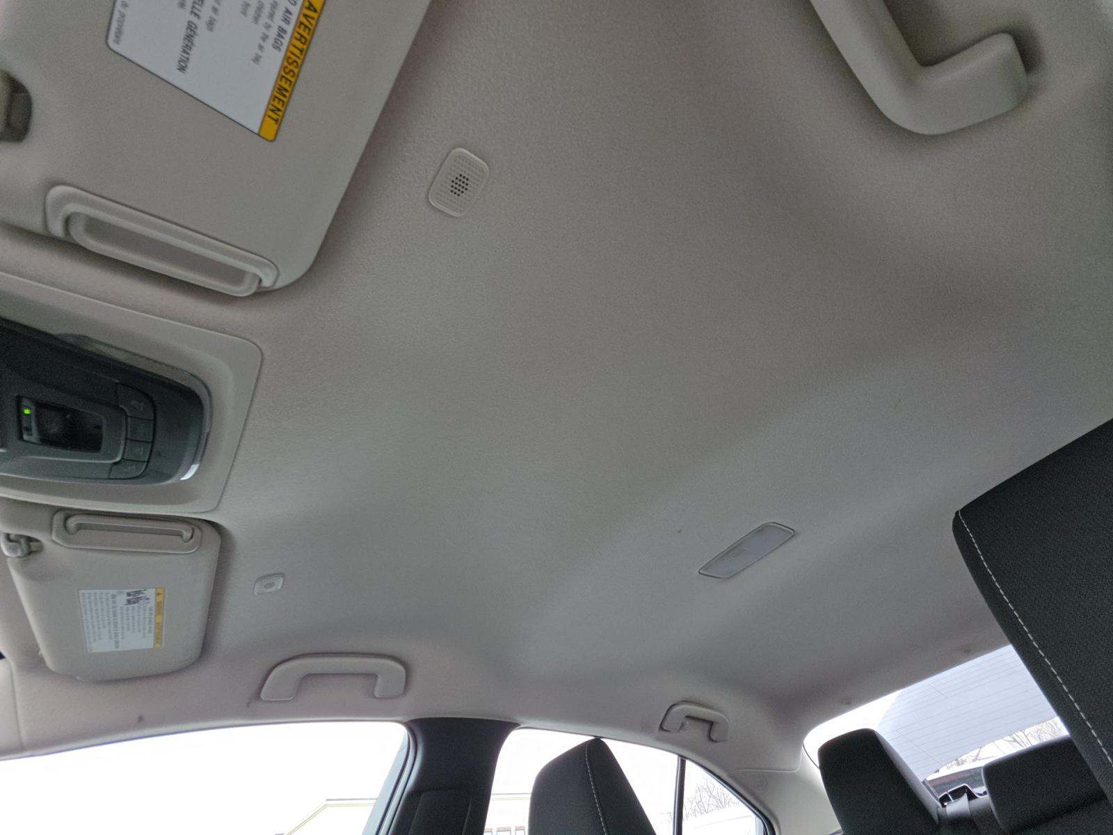 2025 Toyota Corolla LE FWD