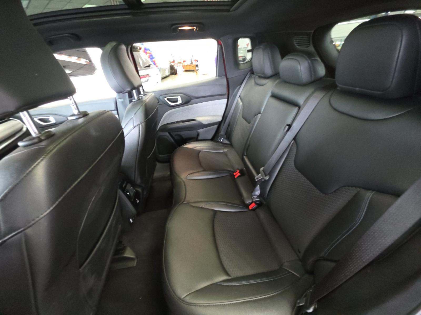 2025 Jeep Compass Latitude AWD