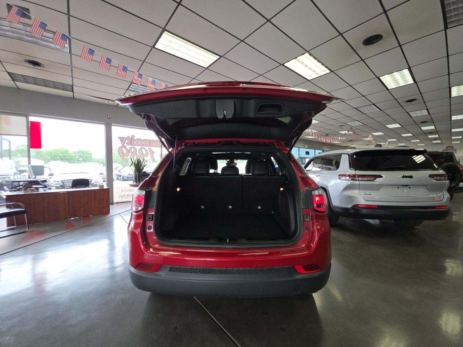 2025 Jeep Compass Latitude AWD