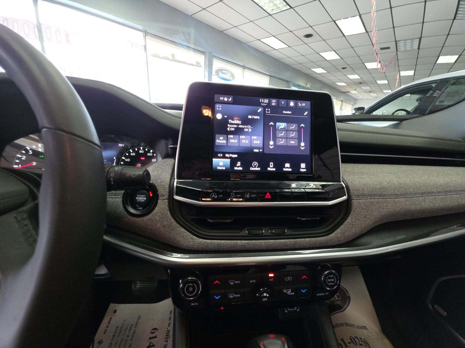 2025 Jeep Compass Latitude AWD