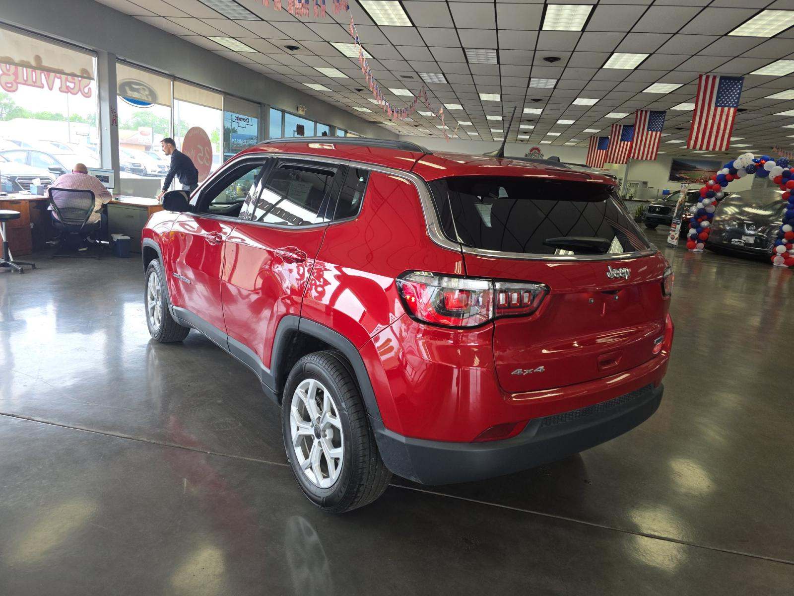 2025 Jeep Compass Latitude AWD