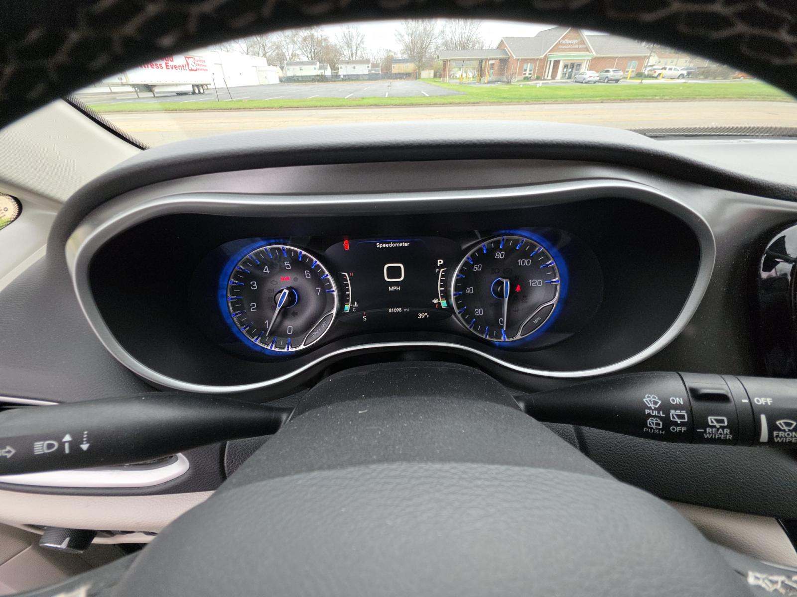 2023 Chrysler Pacifica Touring L FWD