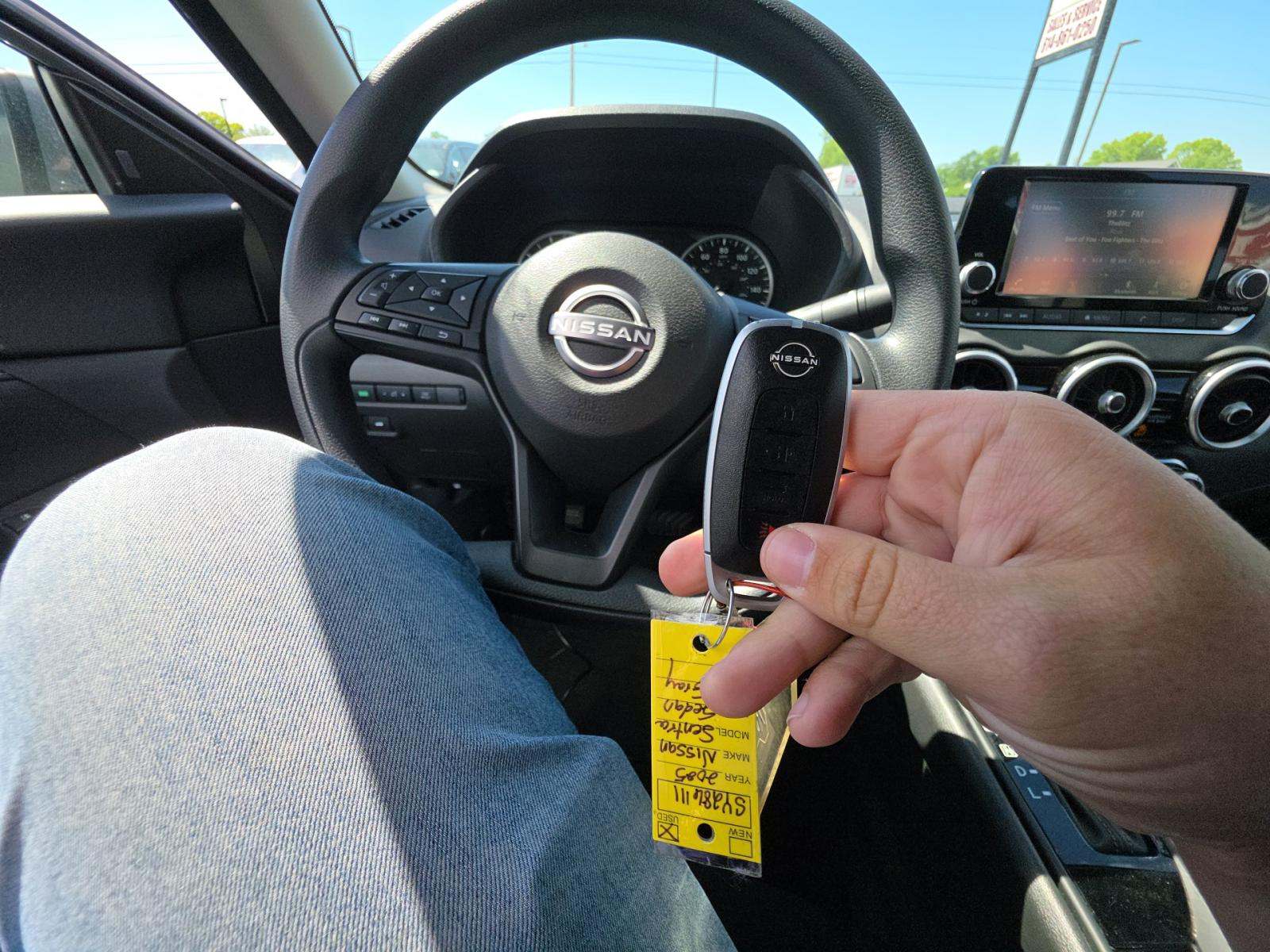 NISSAN SENTRA - 8