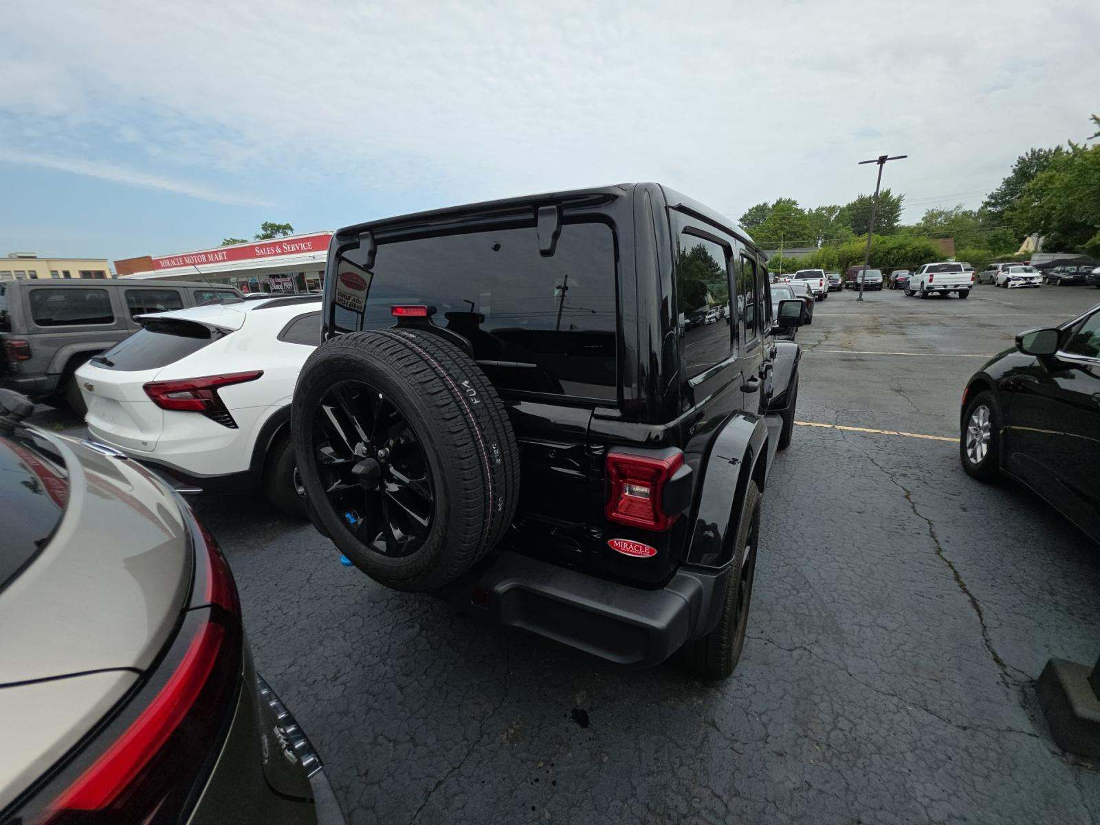 2023 Jeep Wrangler 4xe Sahara AWD