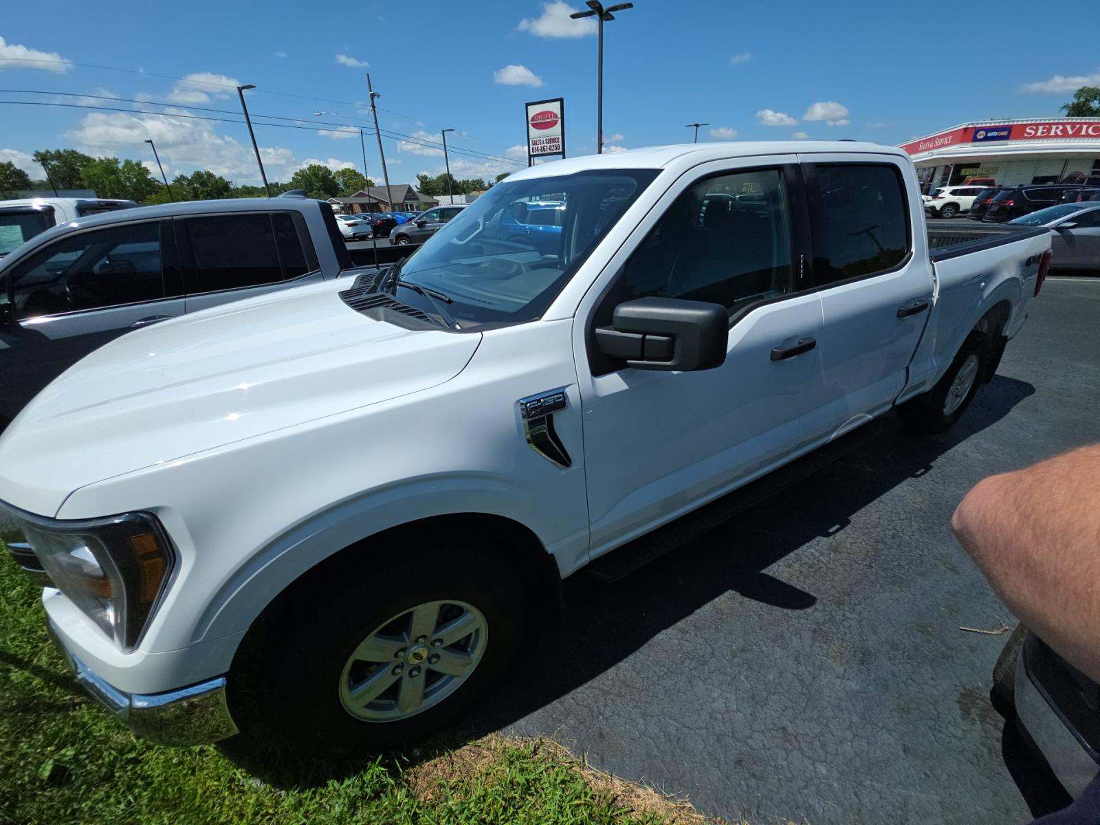 2023 Ford F-150 XLT AWD