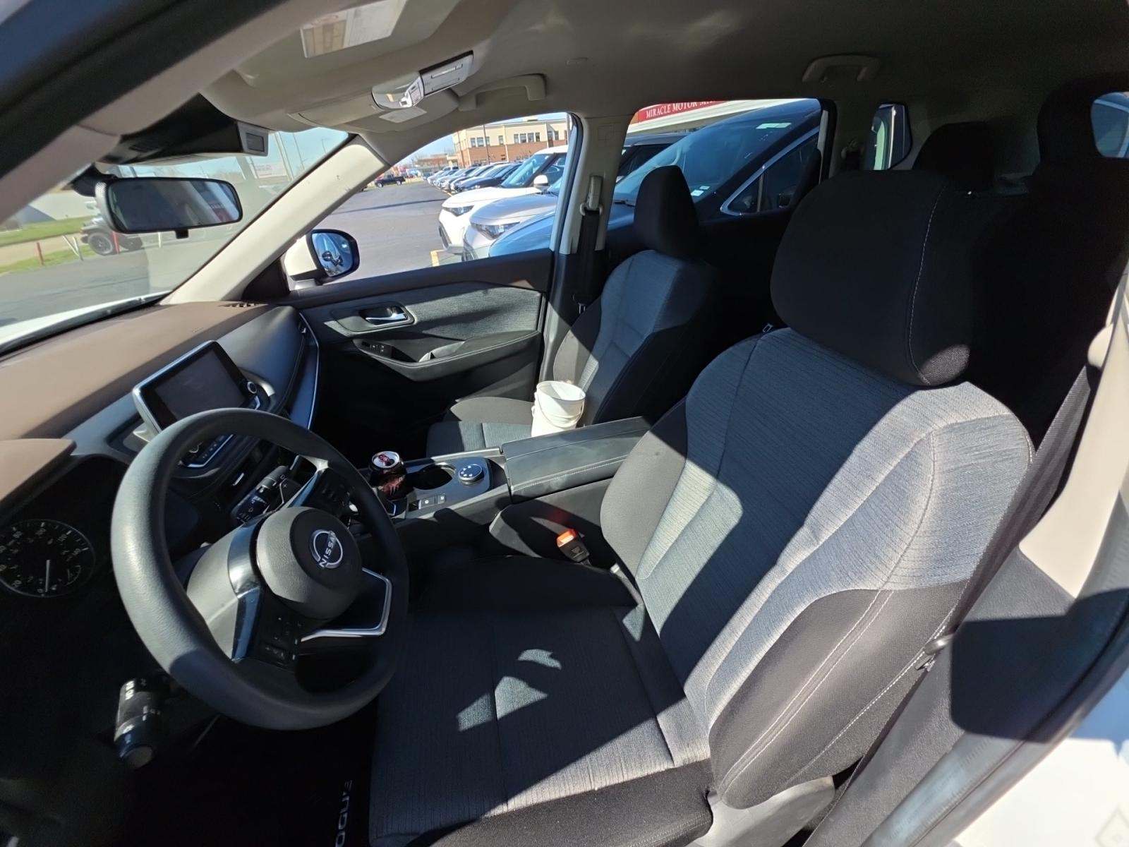 2023 Nissan Rogue SV AWD