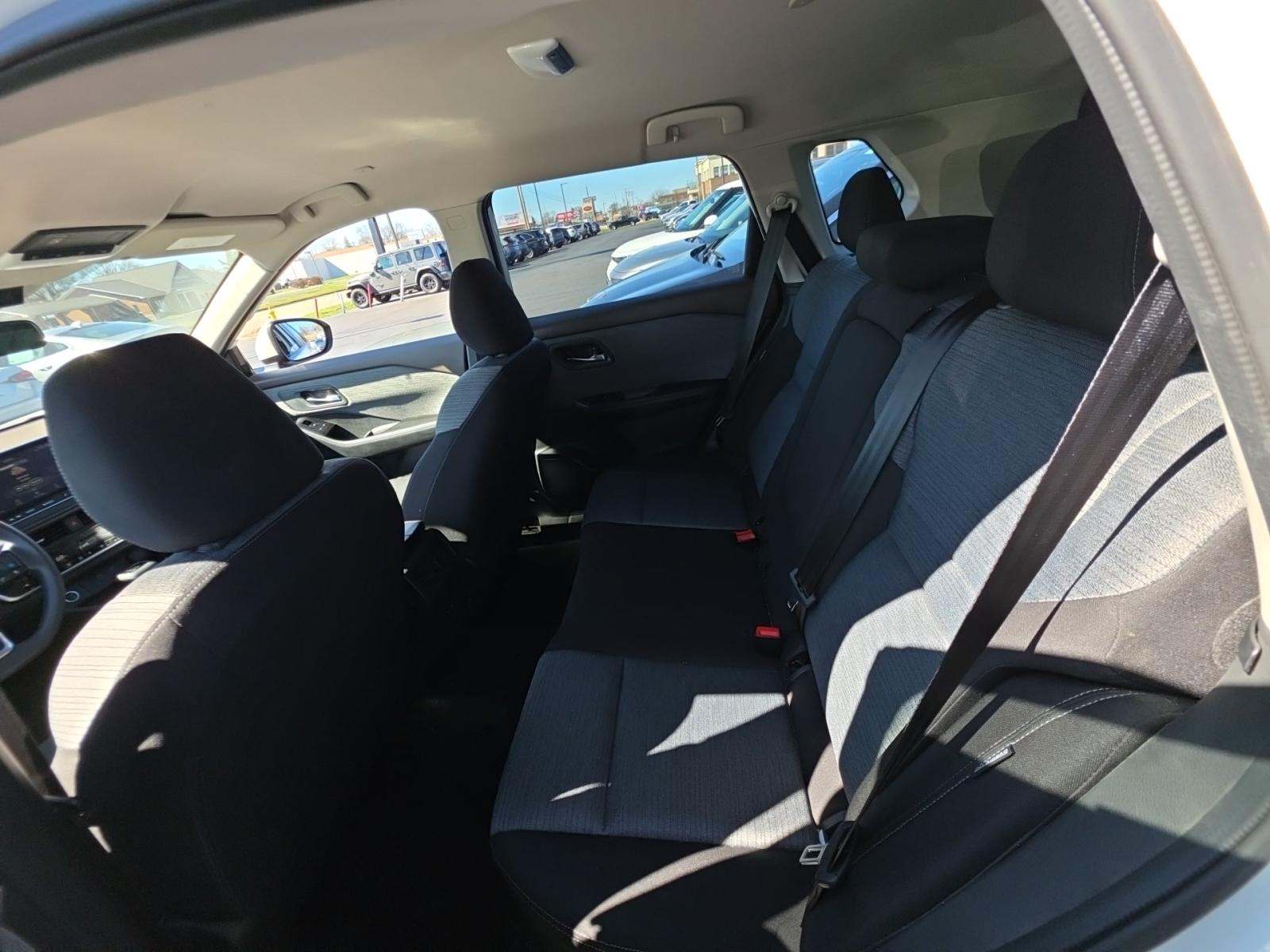 2023 Nissan Rogue SV AWD