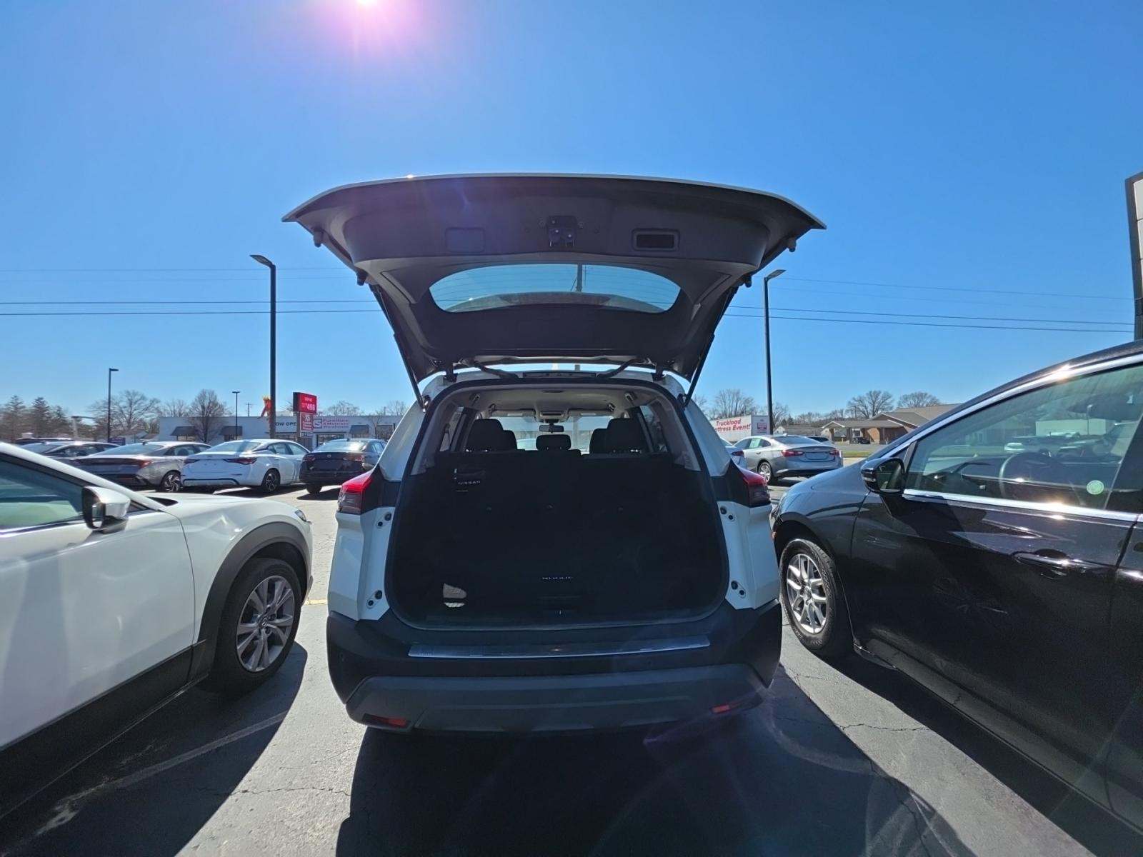 2023 Nissan Rogue SV AWD