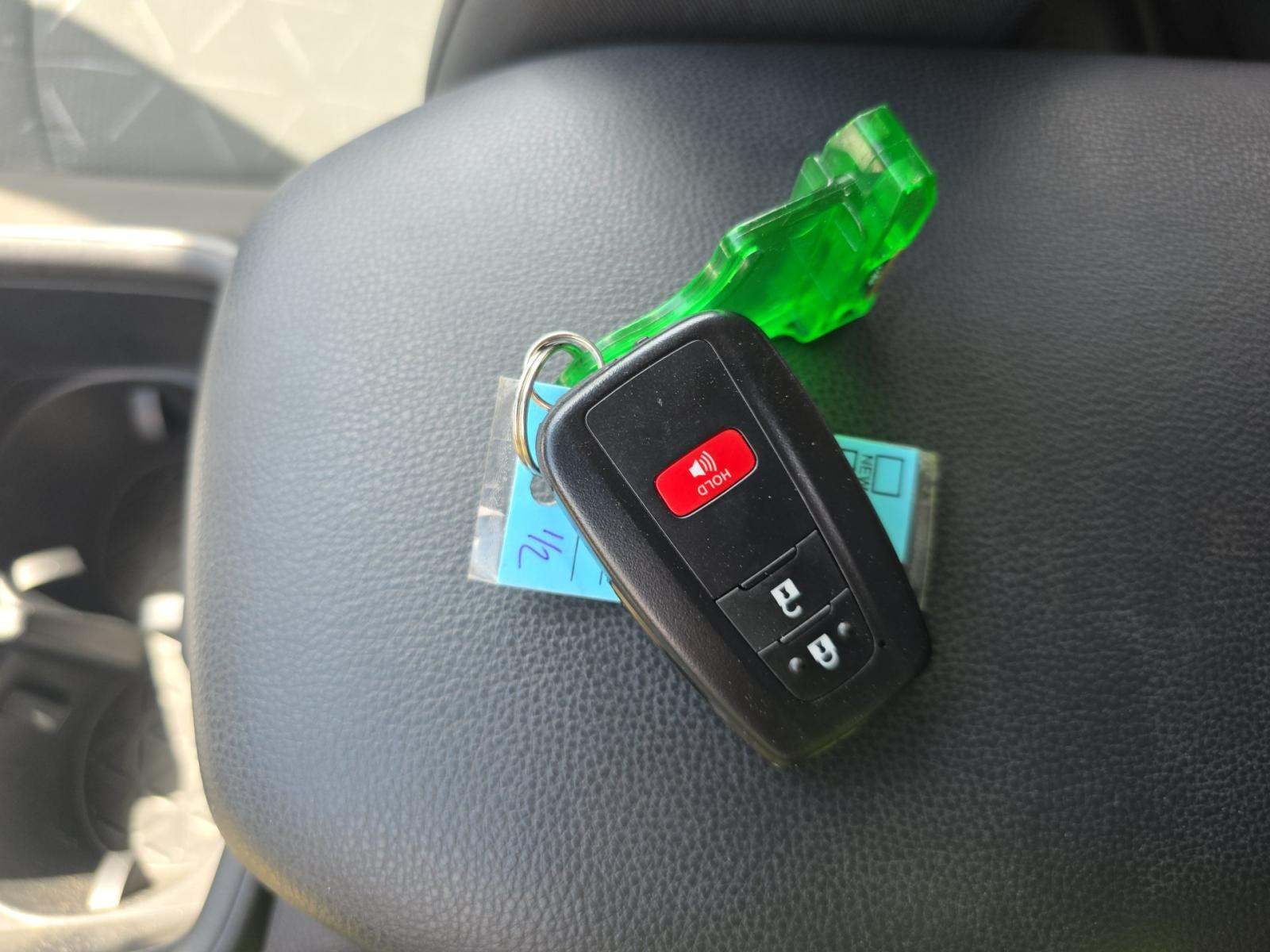 2023 Toyota RAV4 XLE AWD