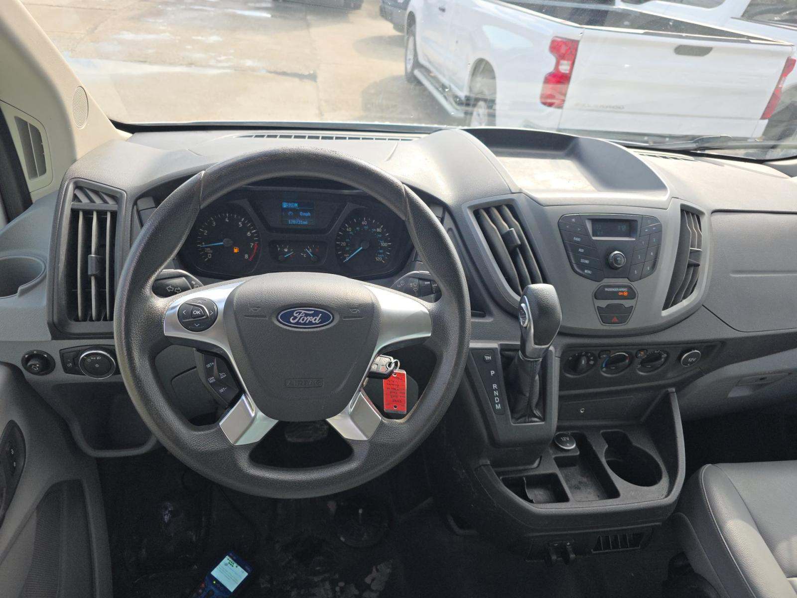FORD TRANSIT 350 - 6
