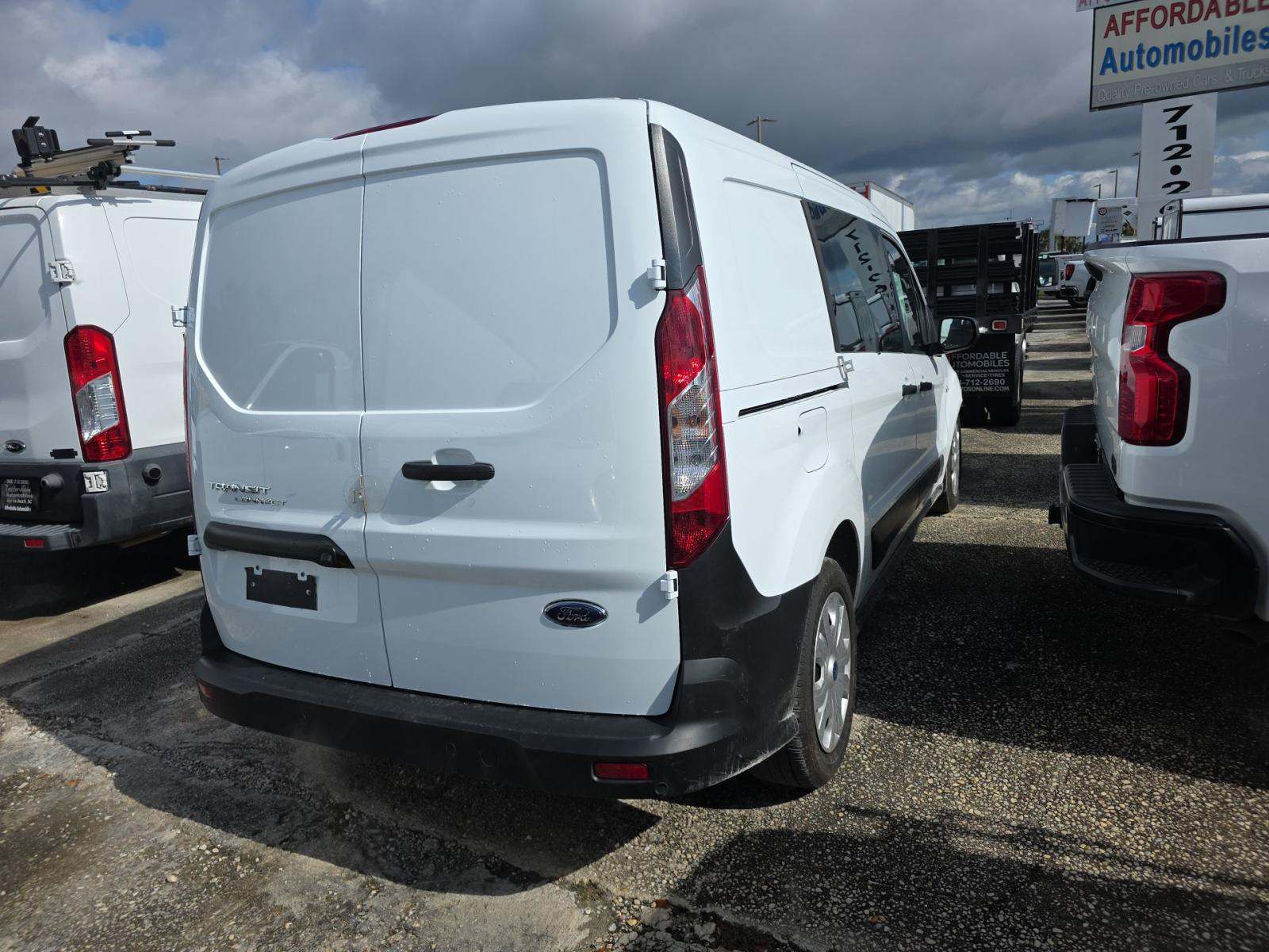 FORD TRANSIT CONNECT - 3