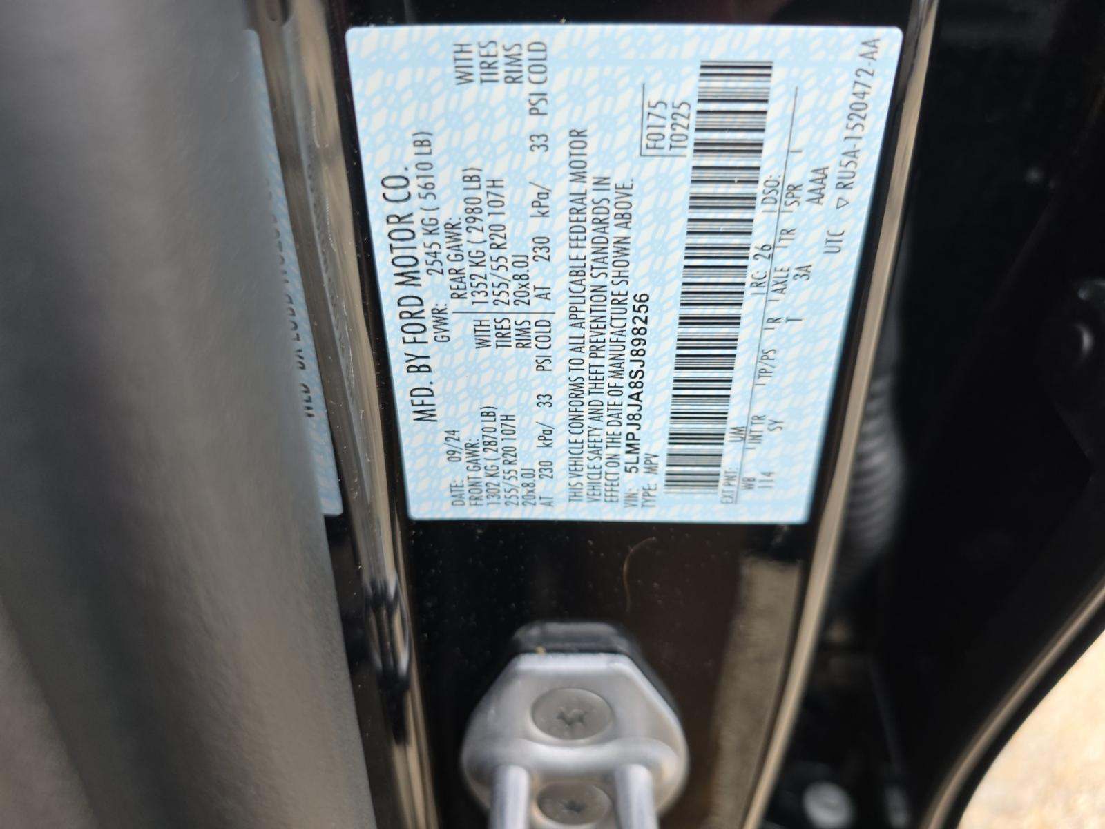 2025 Lincoln Nautilus Premiere AWD