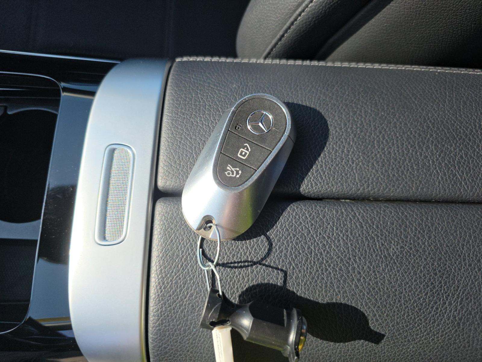 2022 Mercedes-Benz C-Class C 300 RWD