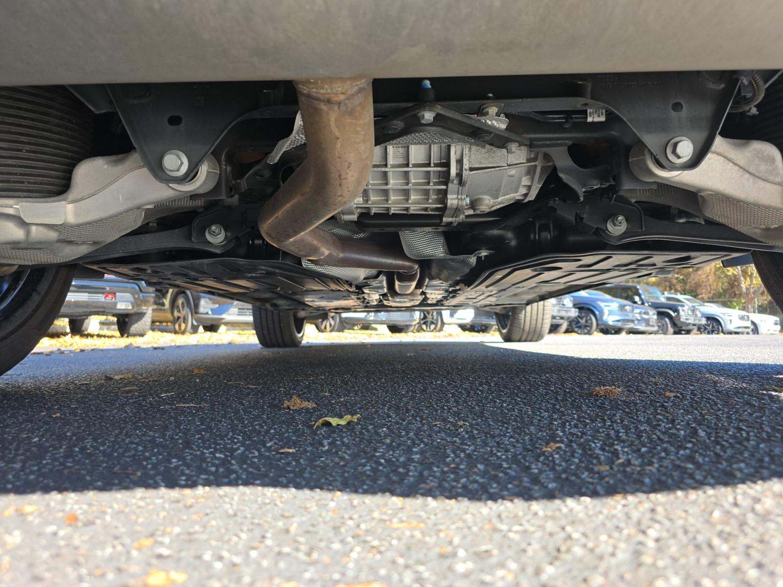 2024 Volvo XC60 Recharge T8 Ultimate Black Edition AWD